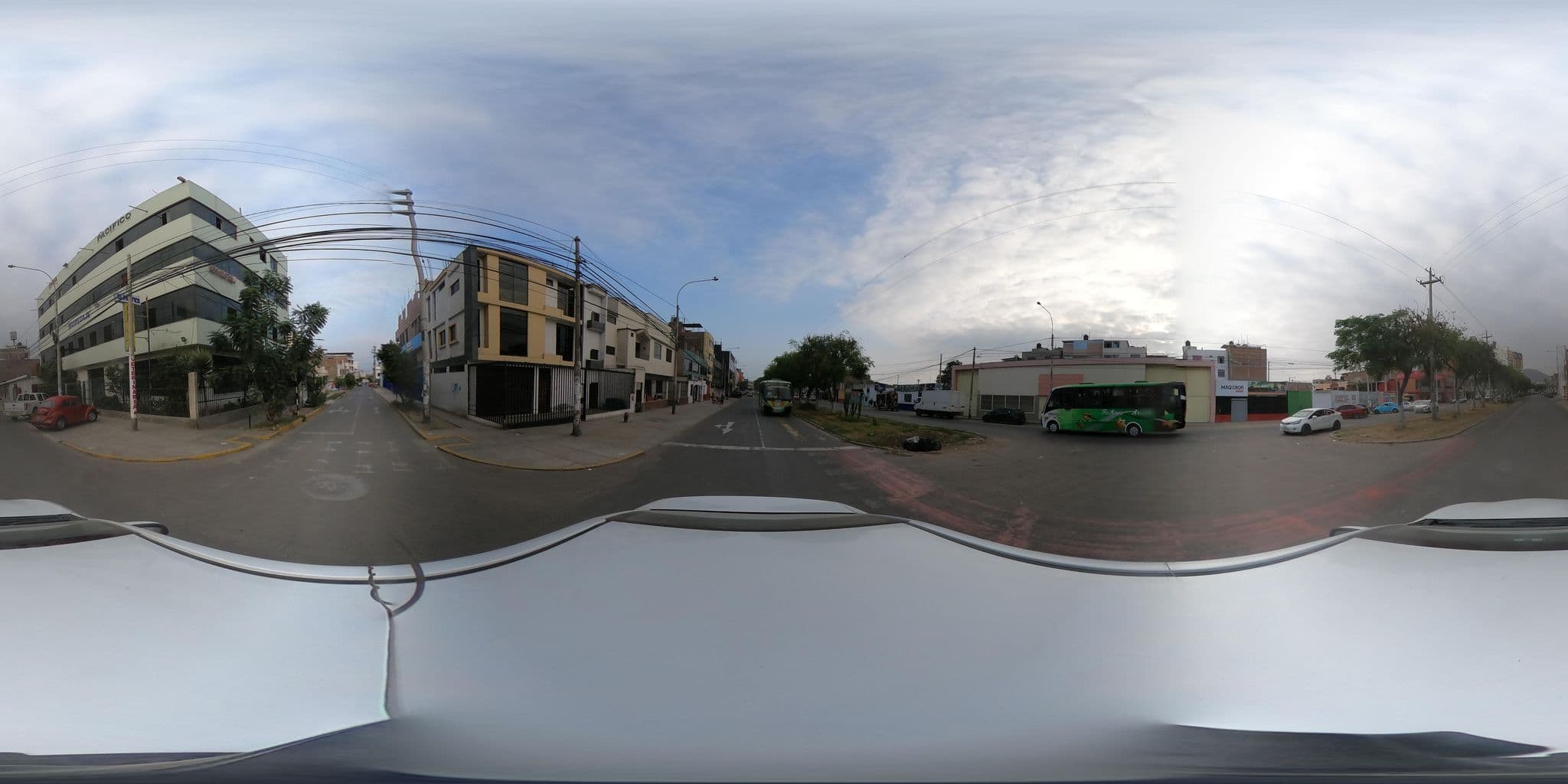 Street view near hotel Y Chifa Pacifico, Trujillo — © kaart_2 (CC BY-SA · Mapillary)