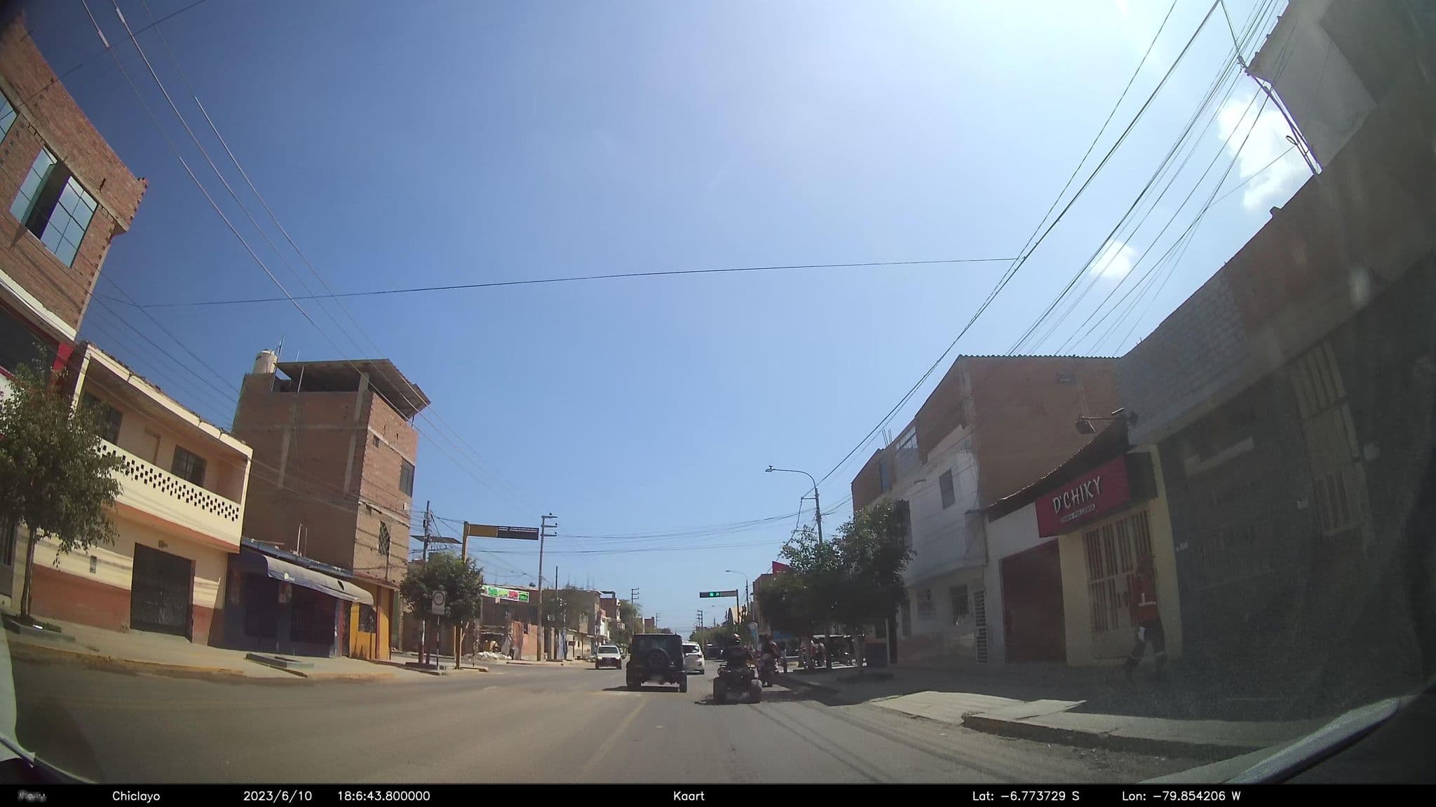 Street view near Hotel Quijote, Chiclayo — © kaart_2 (CC BY-SA · Mapillary)