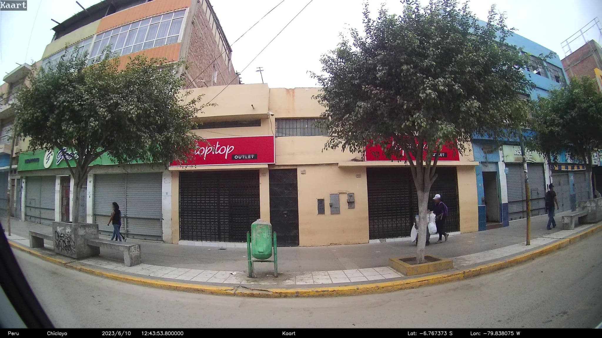Street view near Hostal Joel, Chiclayo — © kaart_2 (CC BY-SA · Mapillary)