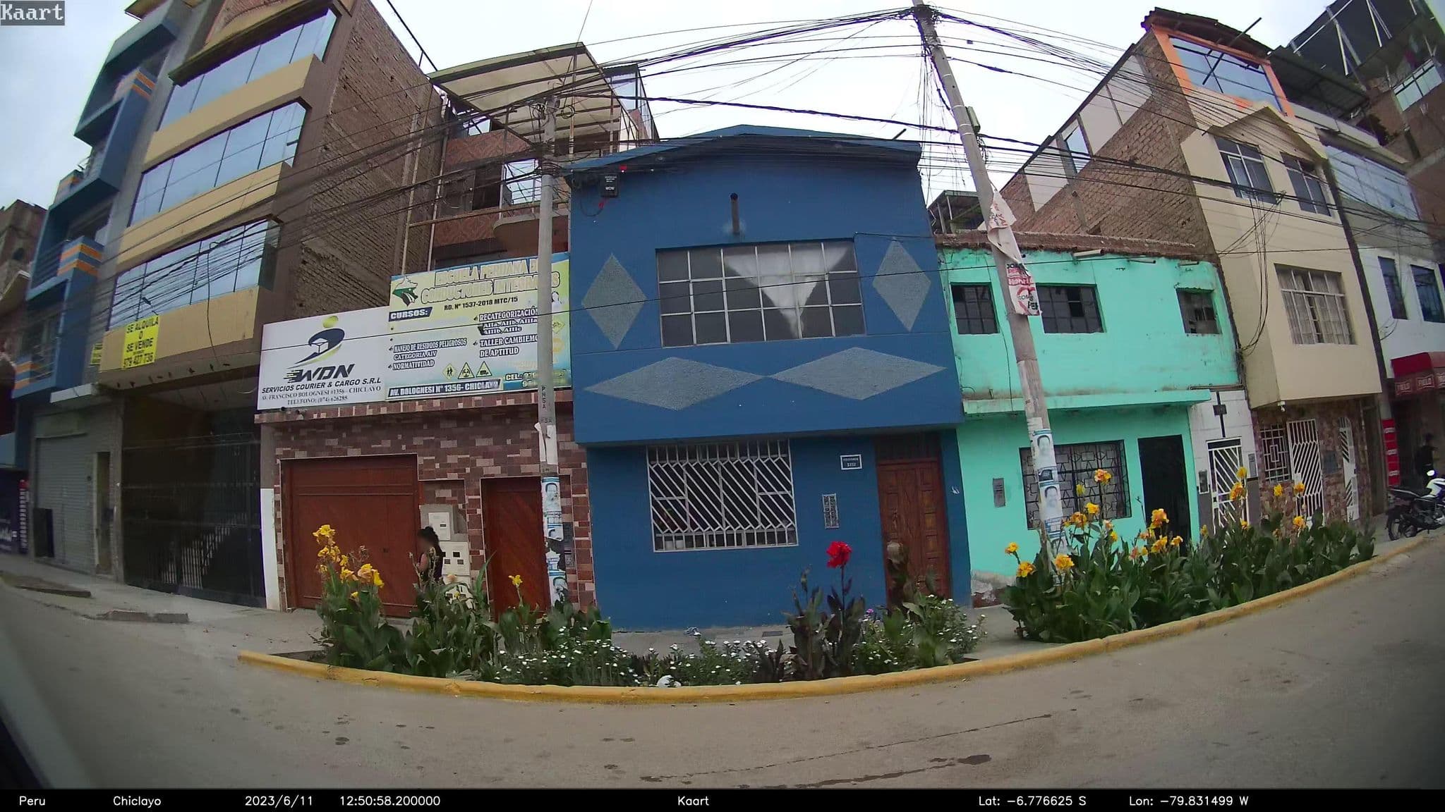 Street view near Hotel Bolognesi, Chiclayo — © kaart_2 (CC BY-SA · Mapillary)