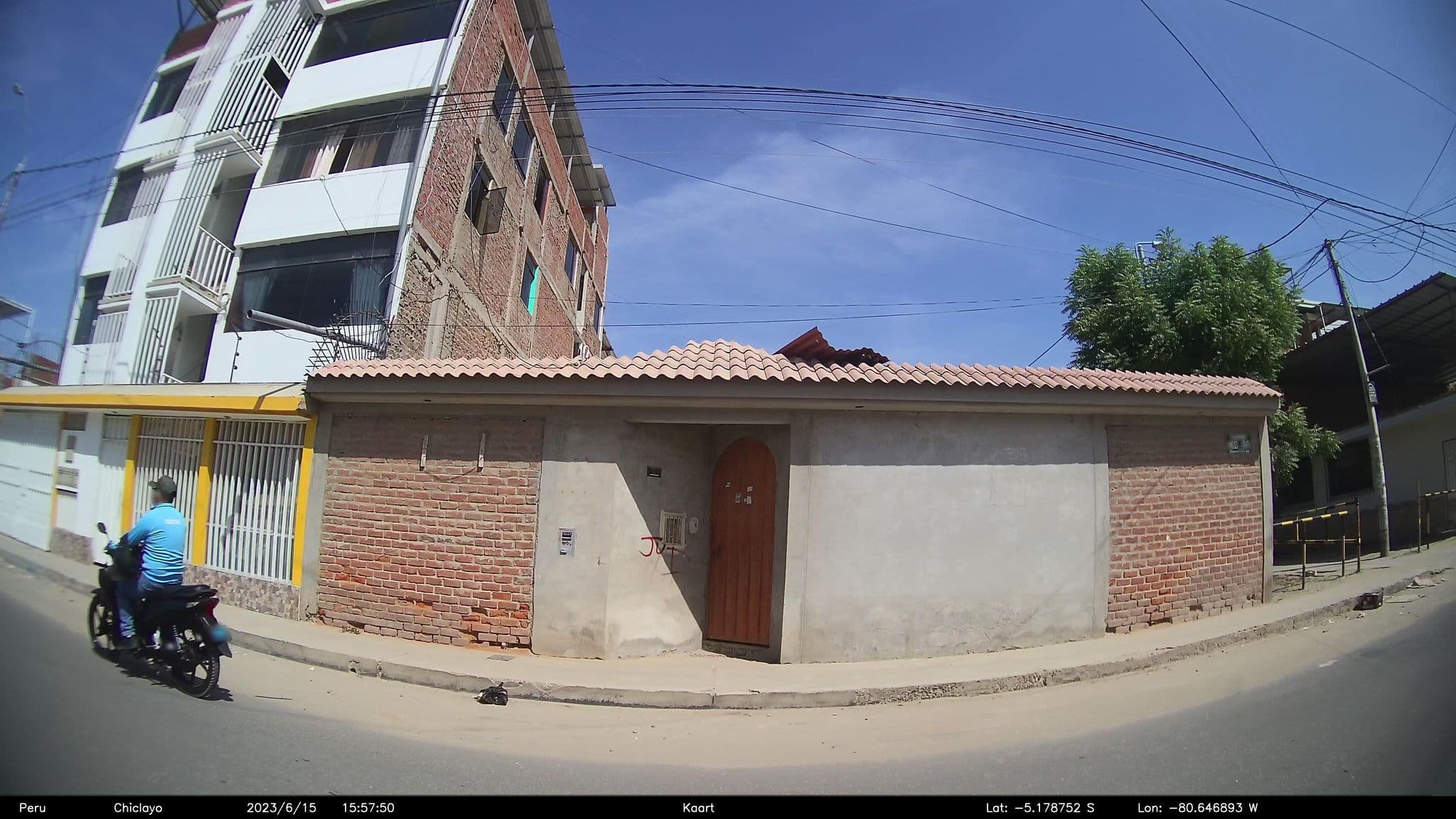 Street view near Lucho's, Piura — © kaart_2 (CC BY-SA · Mapillary)