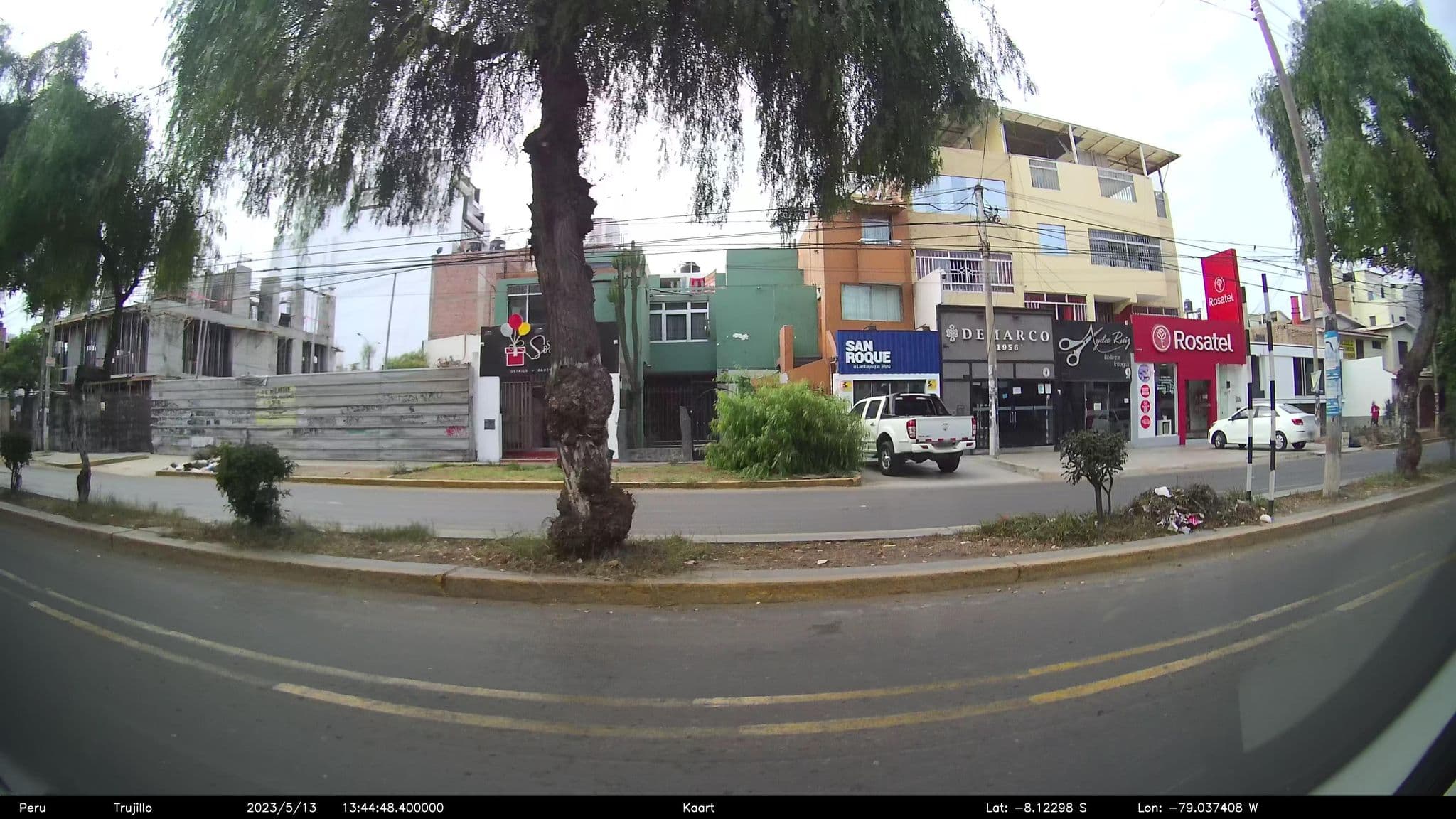 Street view near Hotel Chicama, Trujillo — © kaart_2 (CC BY-SA · Mapillary)