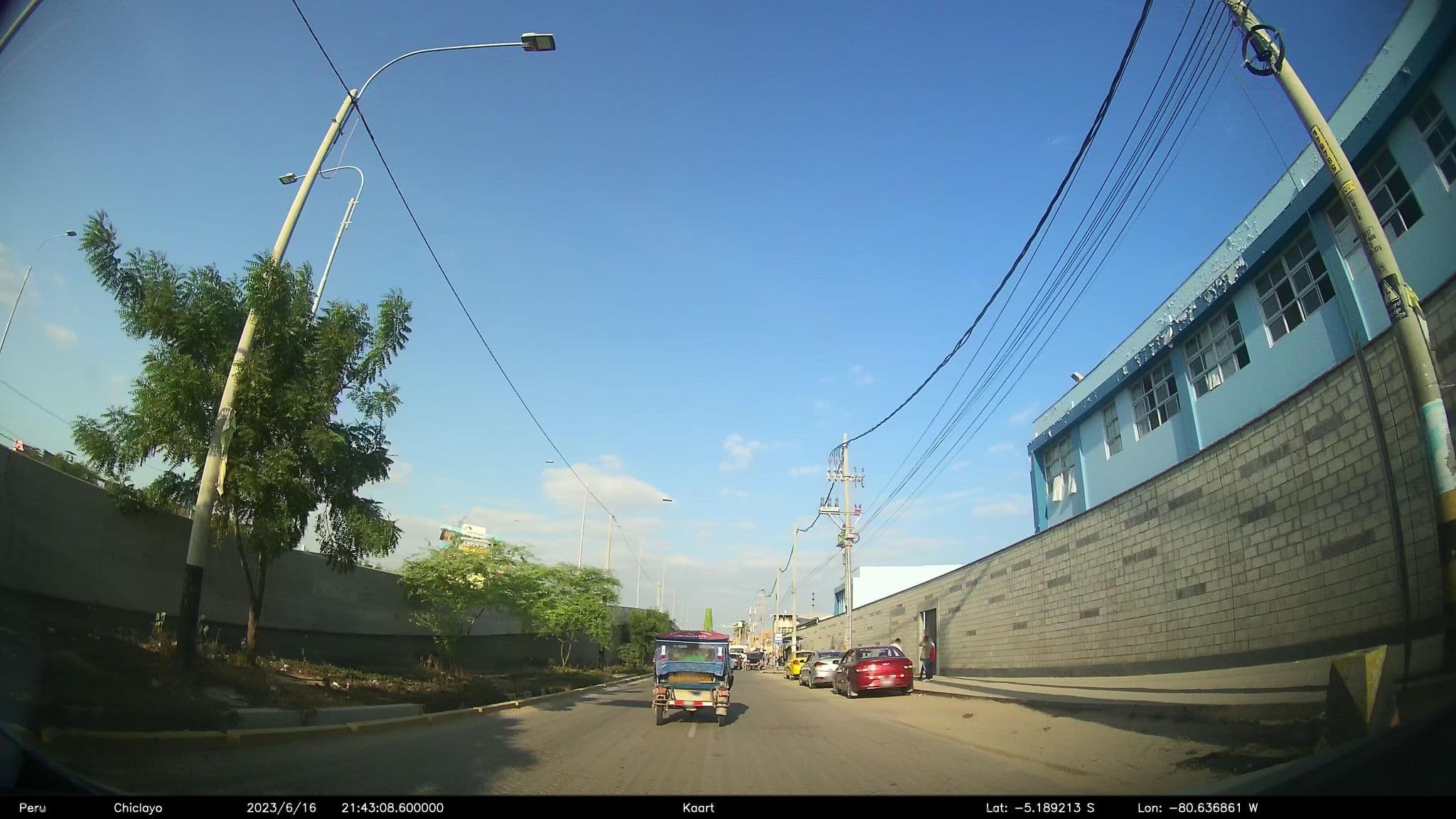 Street view near Hostal Arizona, Piura — © kaart_2 (CC BY-SA · Mapillary)