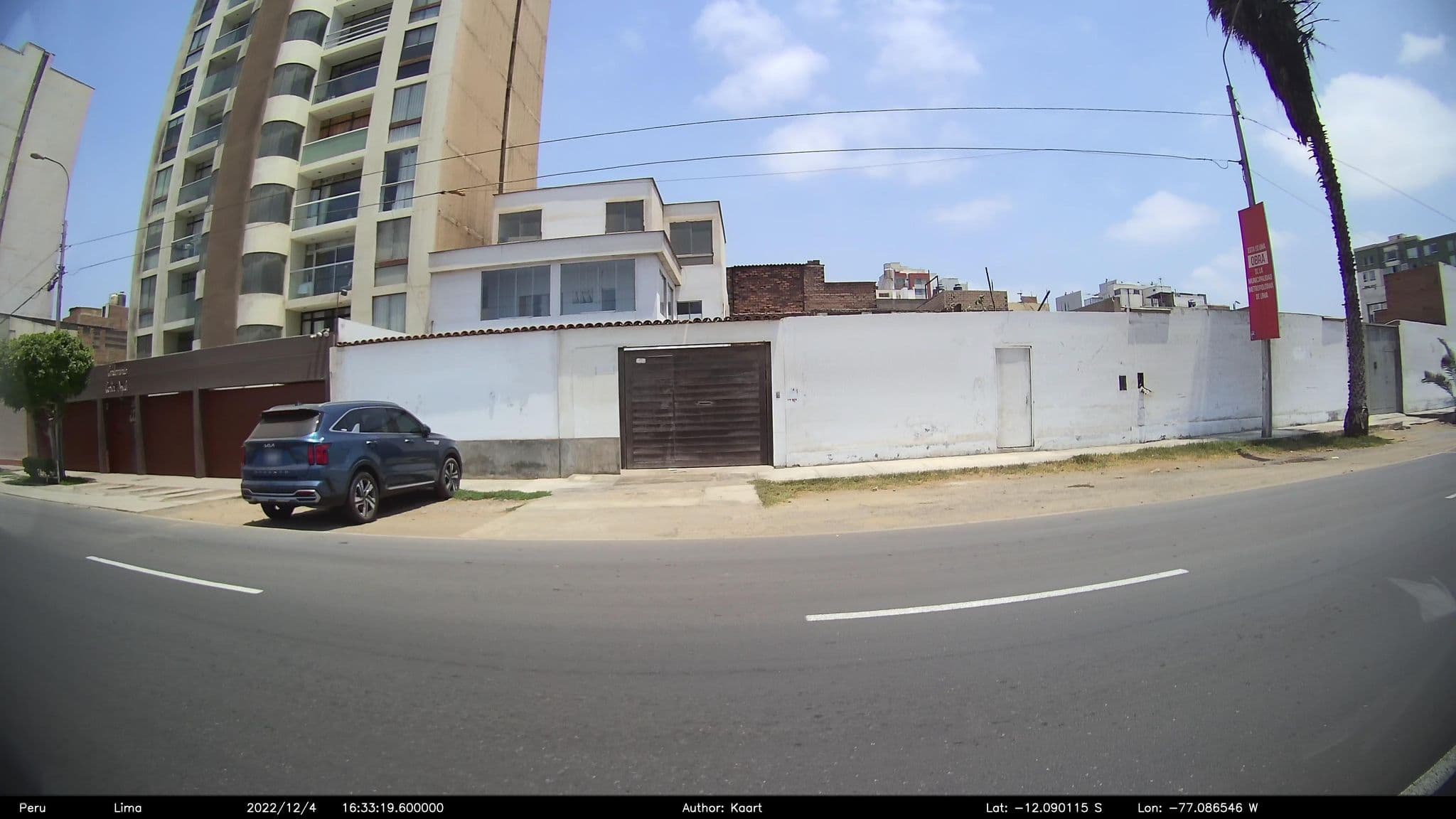 Street view near Blue Coast Lima Peru, Carmen De La Legua Reynoso — © kaart5 (CC BY-SA · Mapillary)
