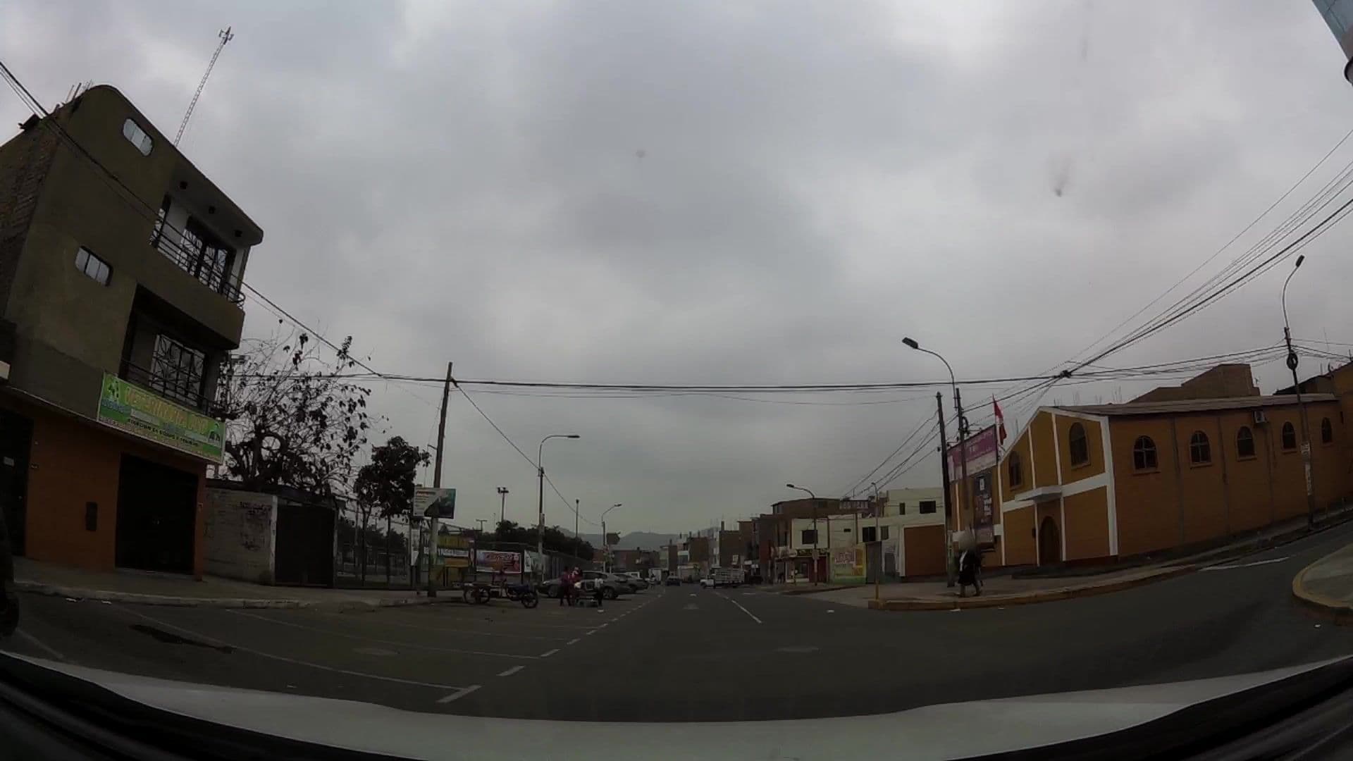 Street view near Hostal Blue Moon, Independencia — © kaartcam (CC BY-SA · Mapillary)