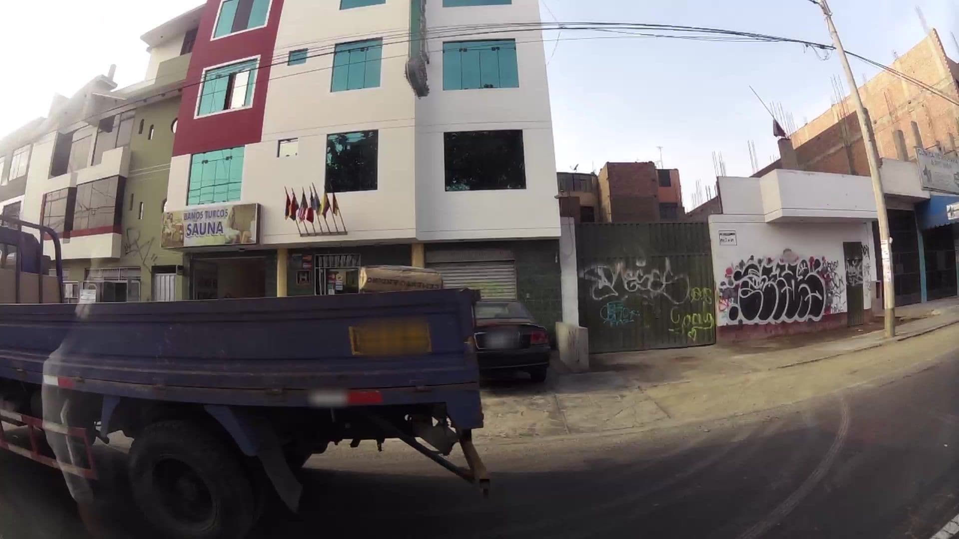 Street view near Hotel Sauna Acuarius, Carmen De La Legua Reynoso — © kaartcam (CC BY-SA · Mapillary)