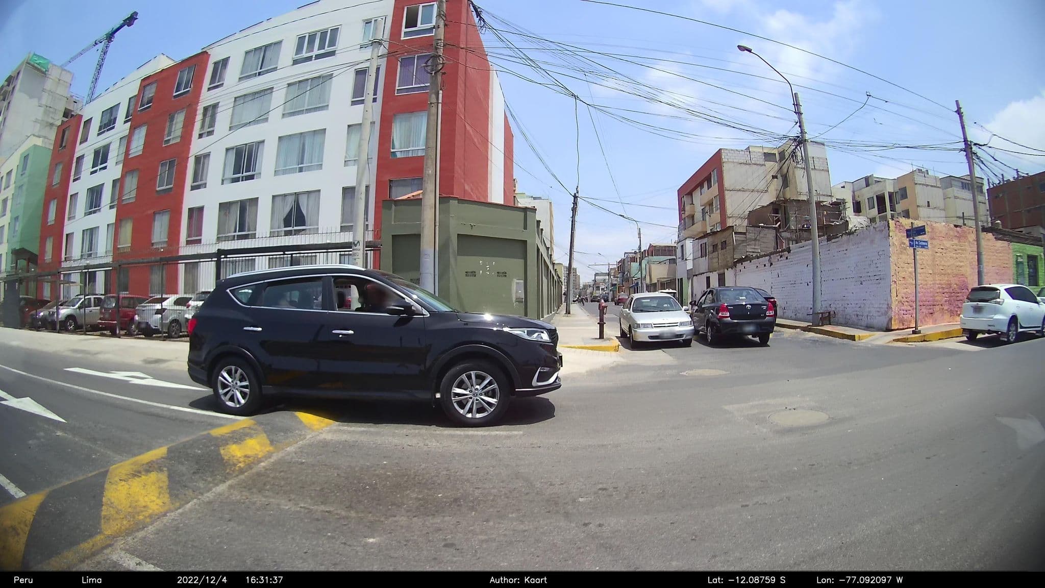 Street view near ACÉRCATE SAN MIGUEL - Departamentos Temporales, Carmen De La Legua Reynoso — © kaart5 (CC BY-SA · Mapillary)