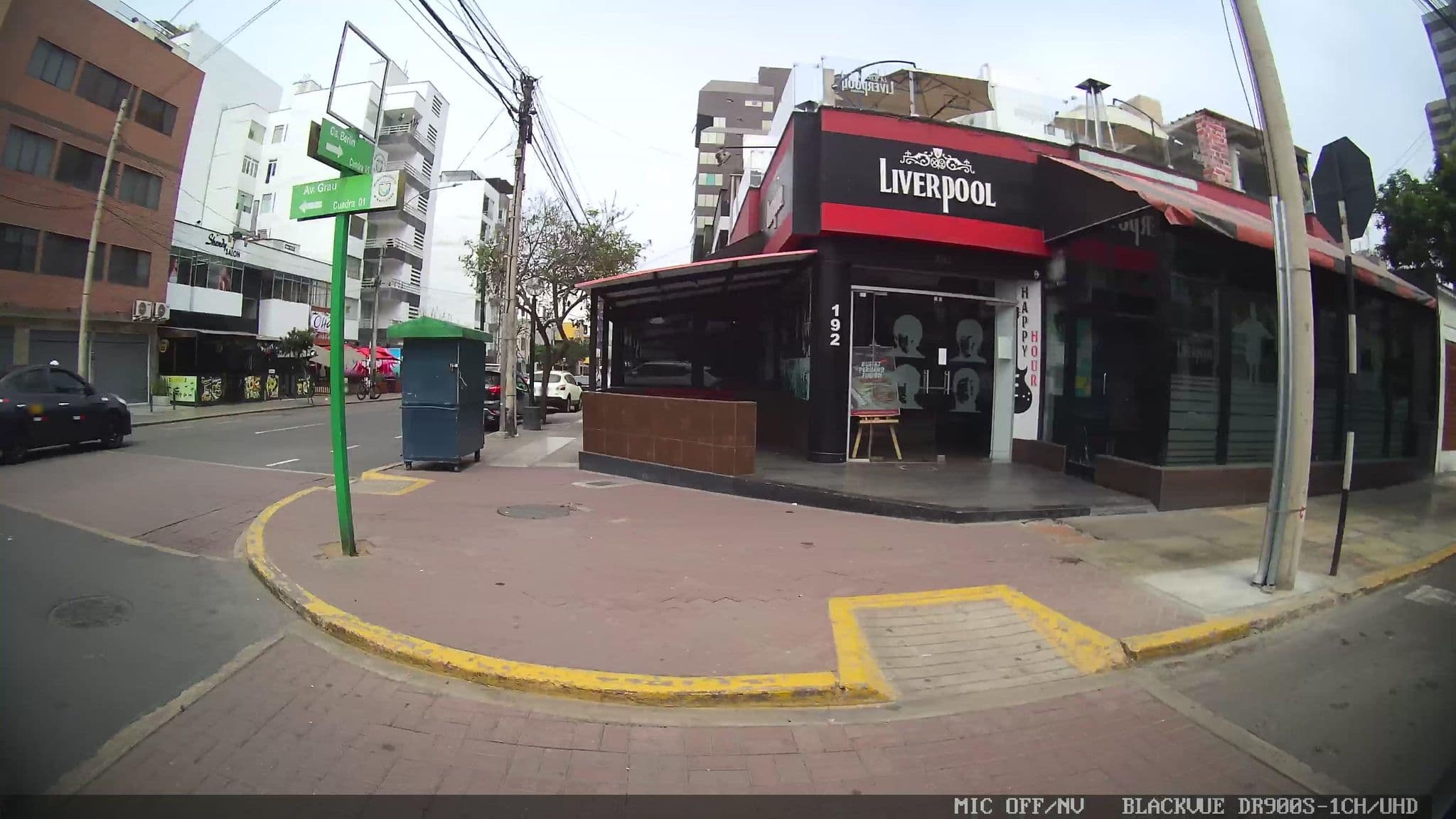 Street view near Hotel Airport inn, Miraflores — © kaartcam (CC BY-SA · Mapillary)