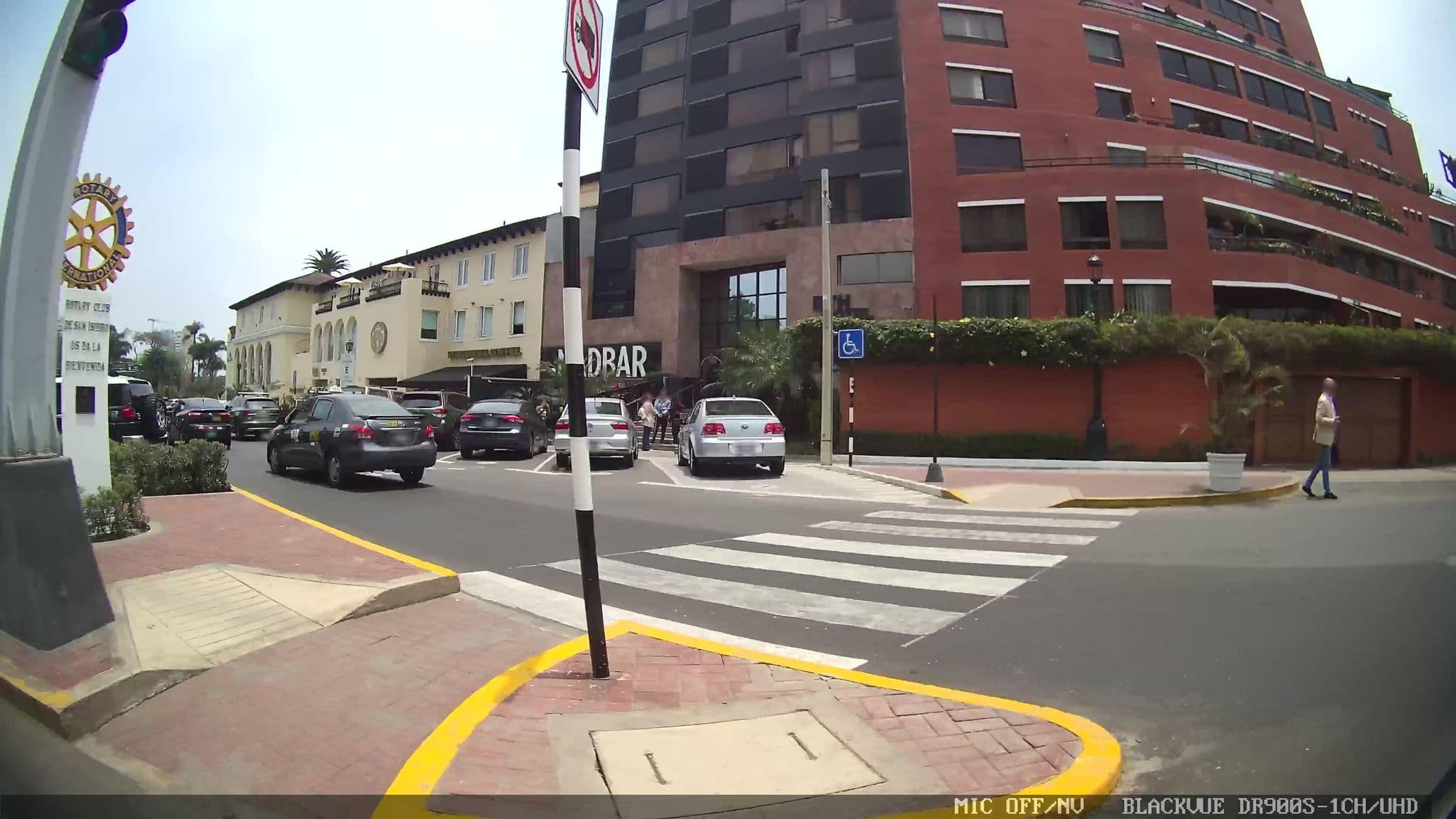 Street view near Delfines Hotel & Casino, San Isidro — © kaartcam (CC BY-SA · Mapillary)