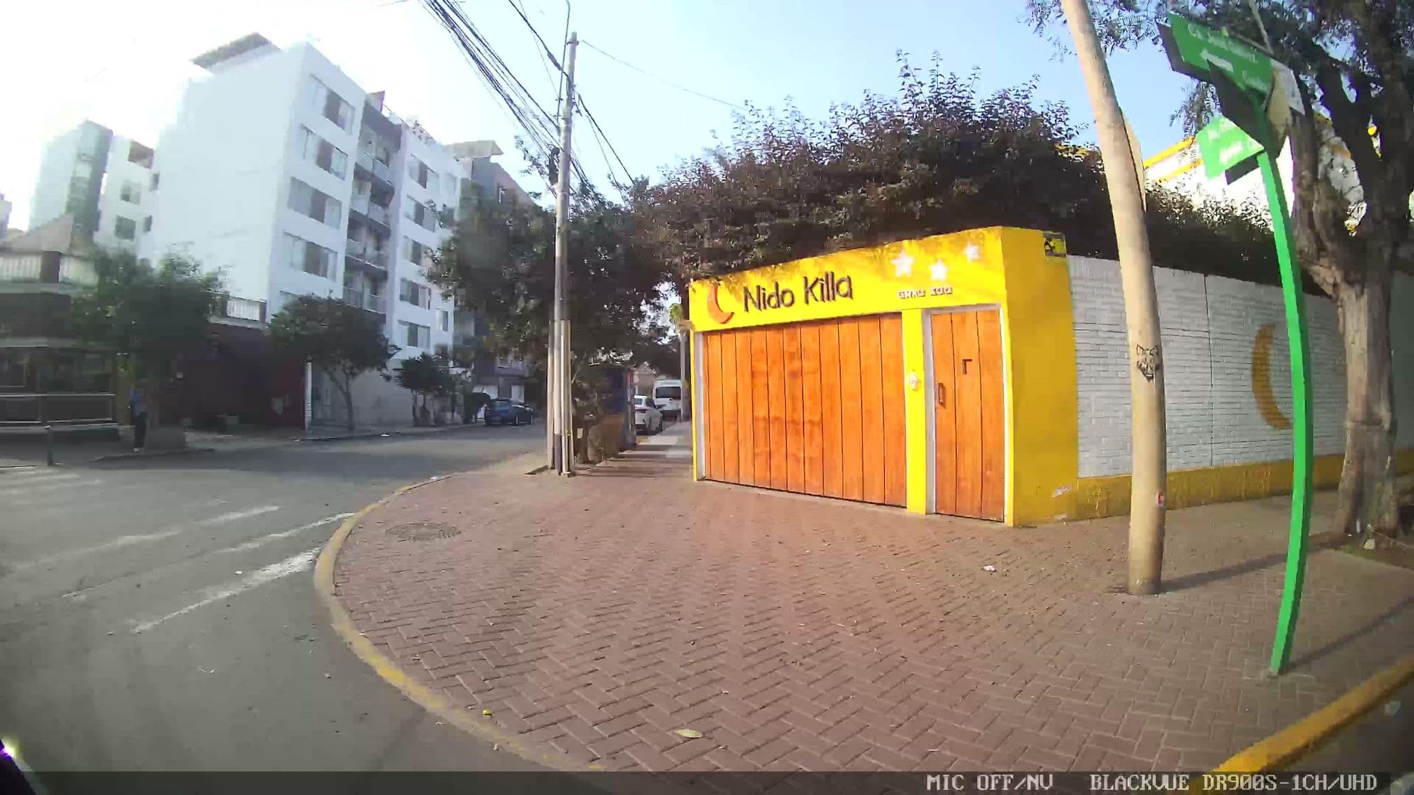 Street view near Antigua Miraflores Hotel Lima, Miraflores — © kaart_3 (CC BY-SA · Mapillary)