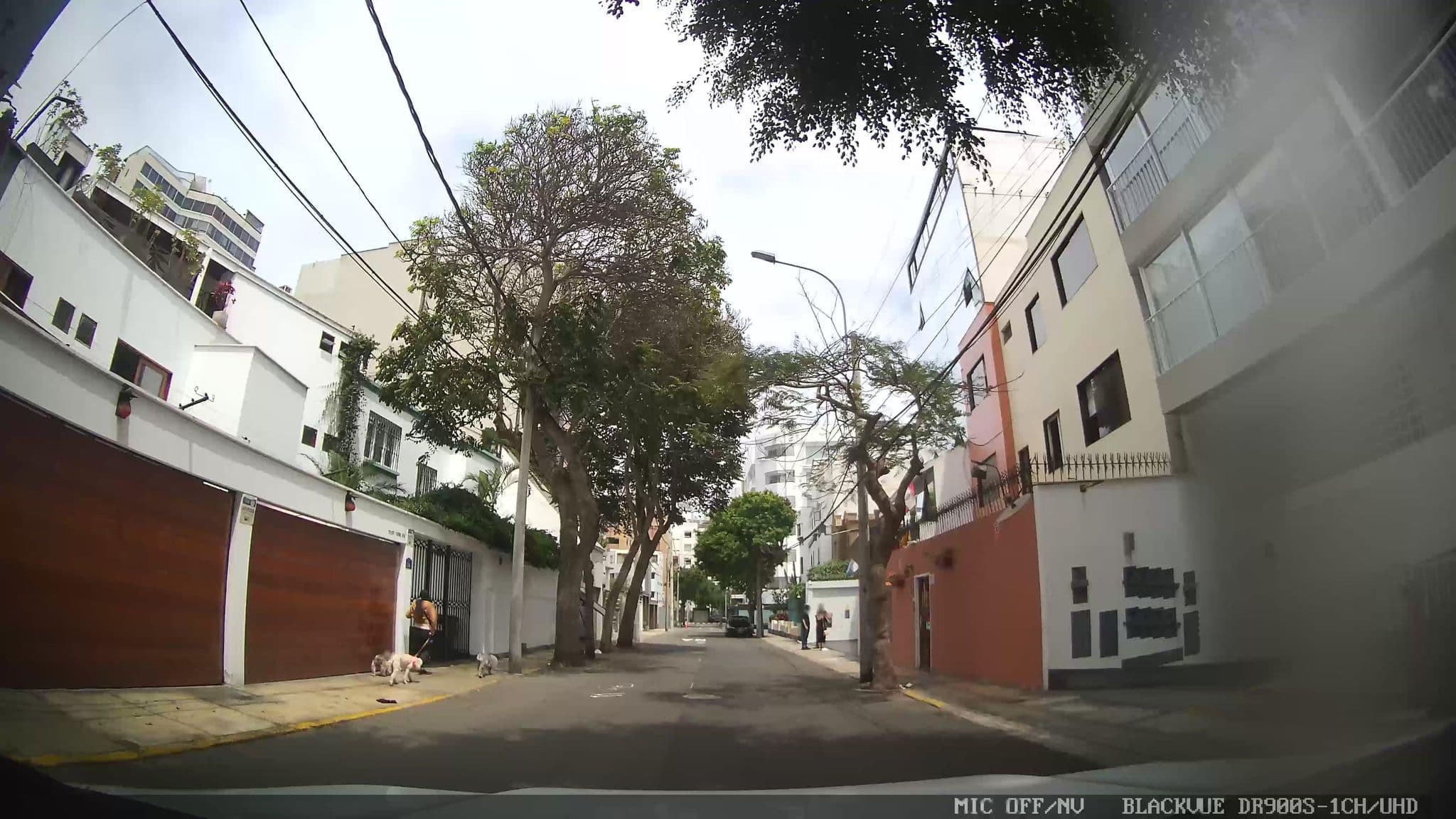Street view near Ferre Miraflores Hotel, Miraflores — © kaart_3 (CC BY-SA · Mapillary)