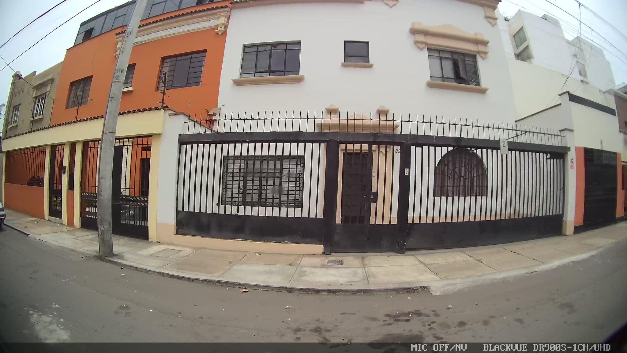 Street view near Hostel Imperial Peru, Miraflores — © kaart_1 (CC BY-SA · Mapillary)