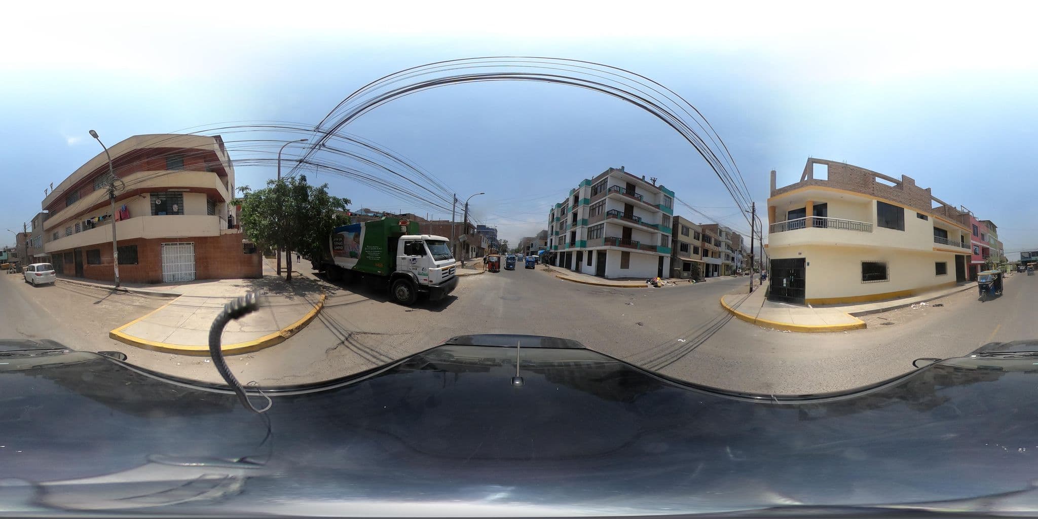 Street view near Hospedaje la via, Independencia — © kaart_2 (CC BY-SA · Mapillary)