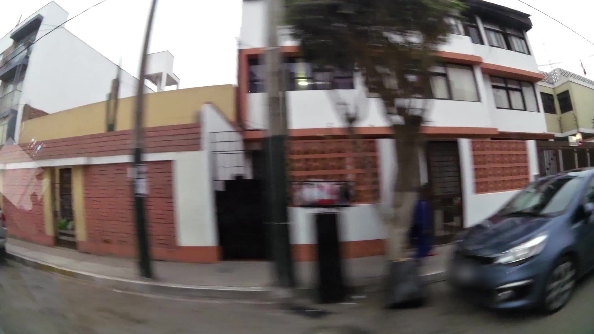 Street view near Froguesthouse, Barranco — © kaartcam (CC BY-SA · Mapillary)