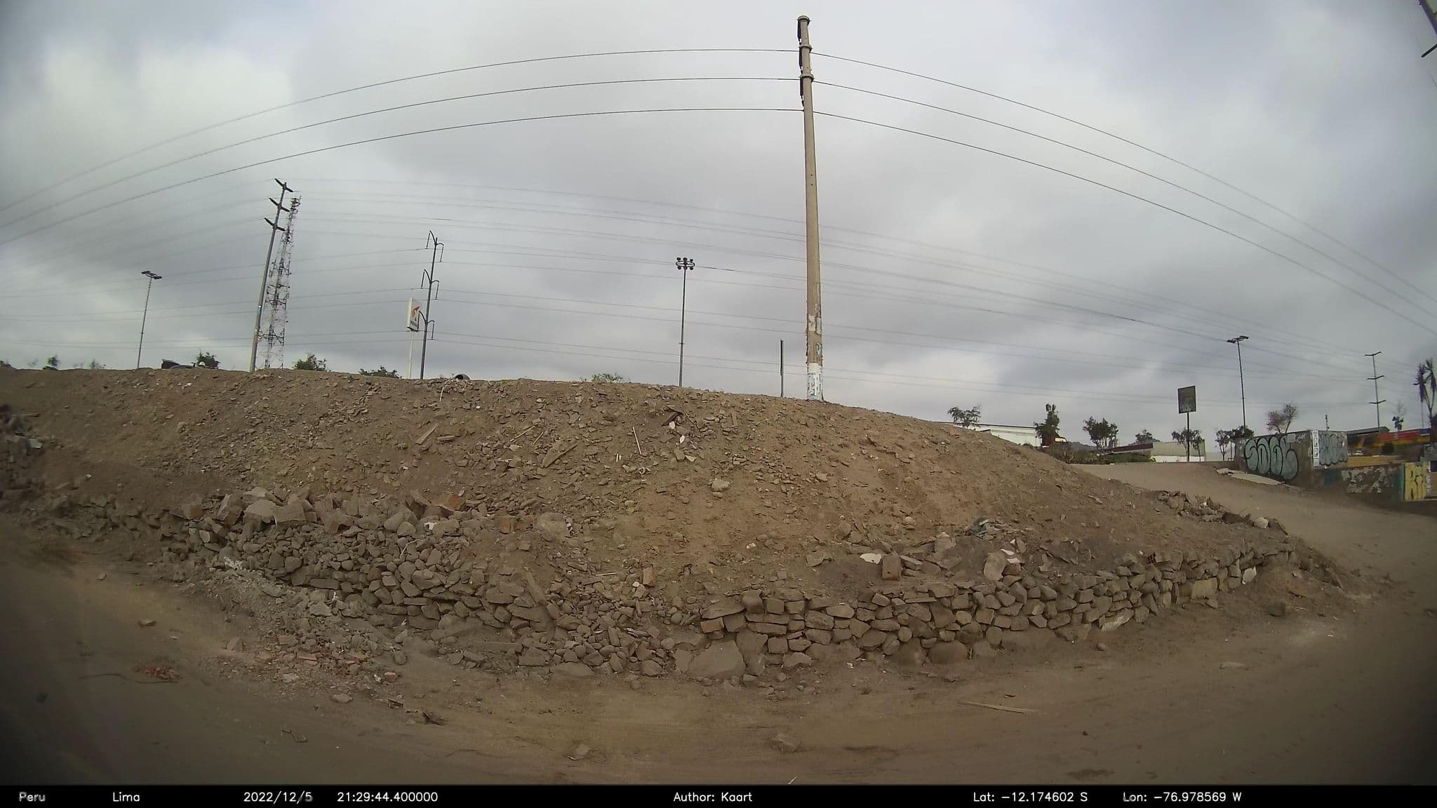 Street view near Hotel Elixer, Santiago de Surco — © kaart5 (CC BY-SA · Mapillary)