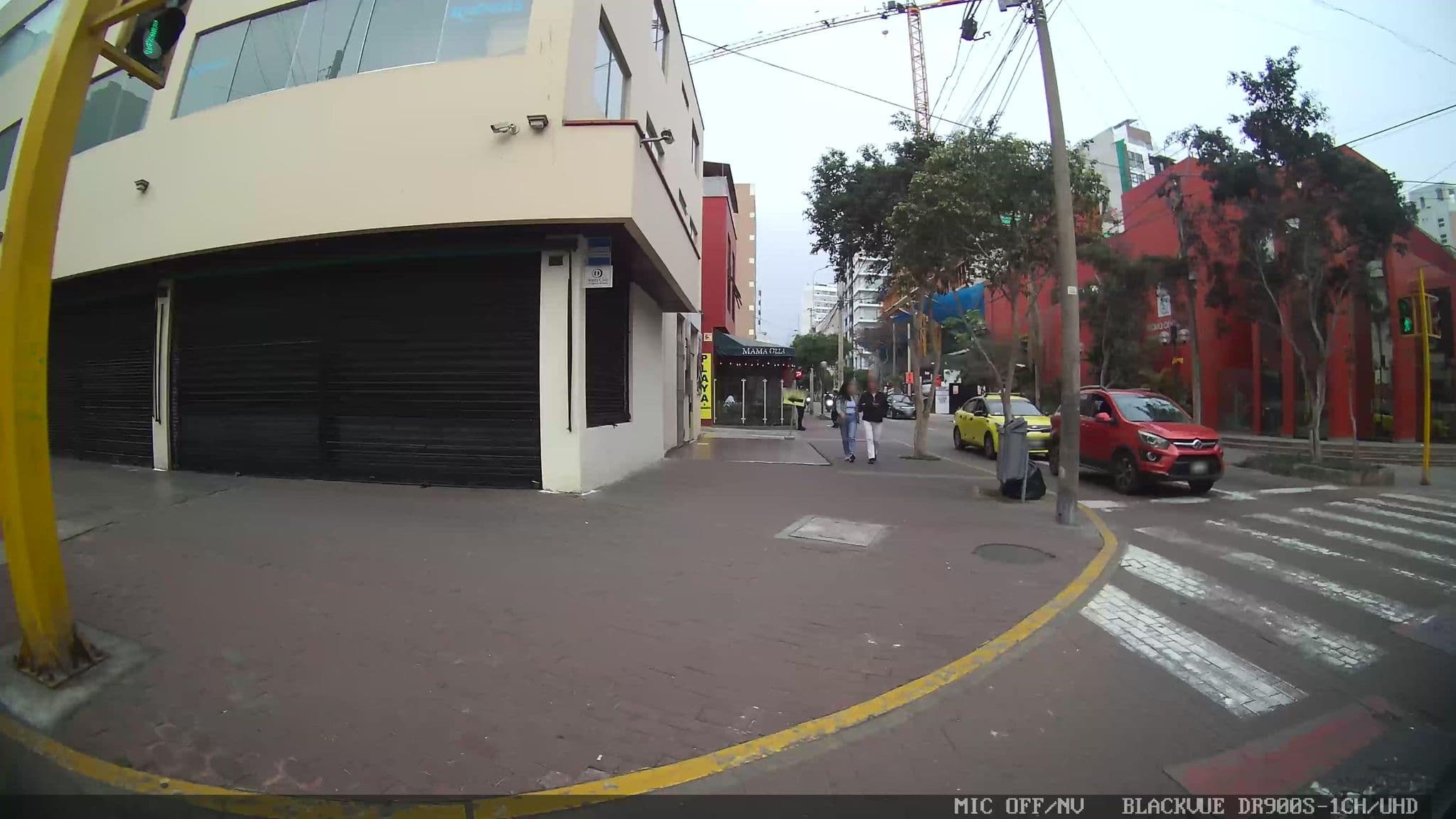Street view near Hotel El Monarca, Miraflores — © kaartcam (CC BY-SA · Mapillary)