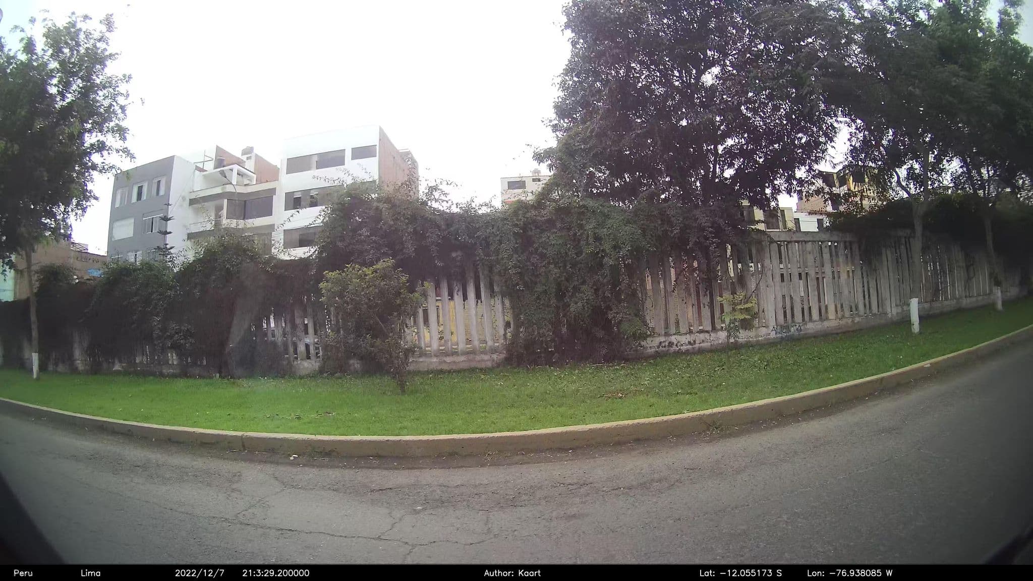 Street view near Centro de Conferencias y Convenciones Monumental, Santa Anita - Los Ficus — © kaart_2 (CC BY-SA · Mapillary)