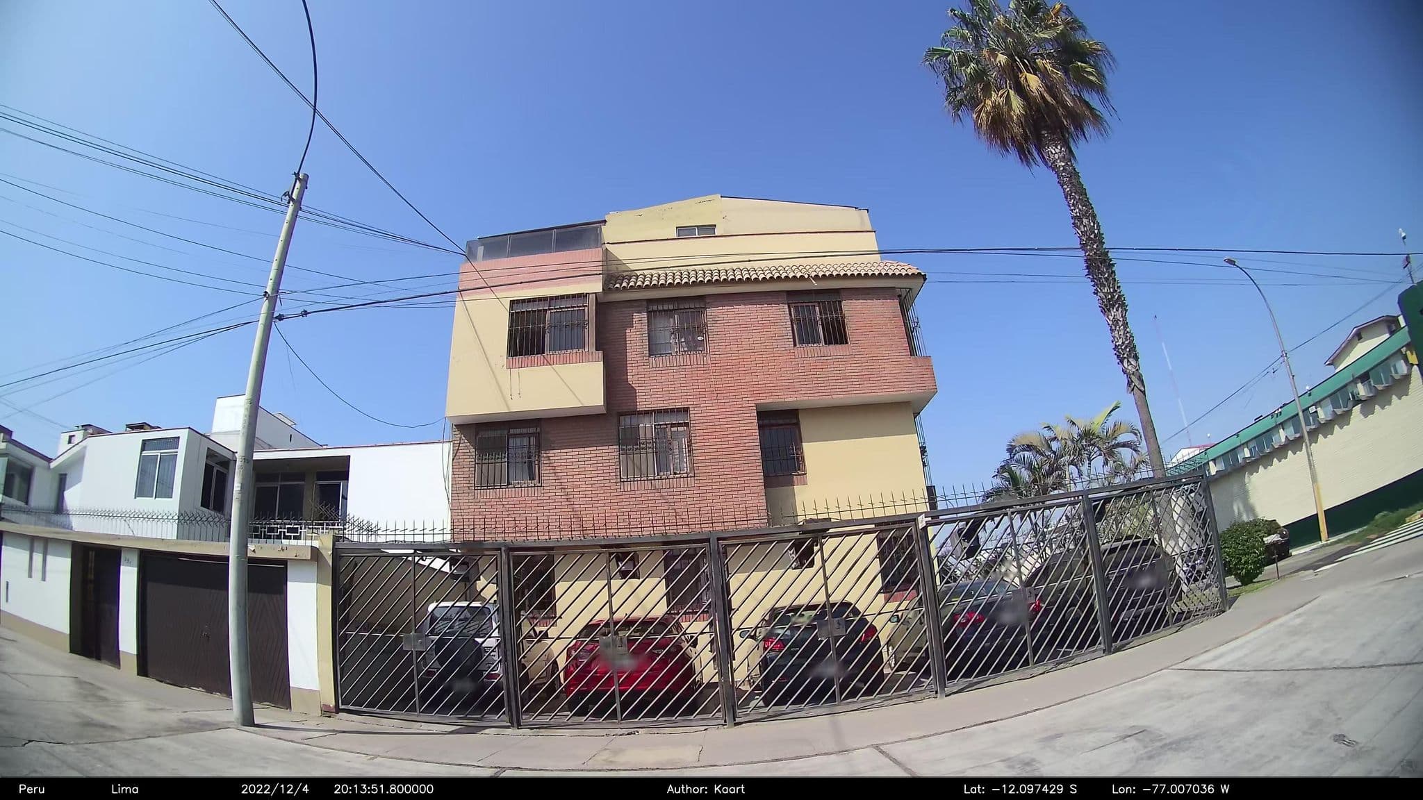 Street view near Hostal Cañari, San Francisco De Borja — © kaart_2 (CC BY-SA · Mapillary)