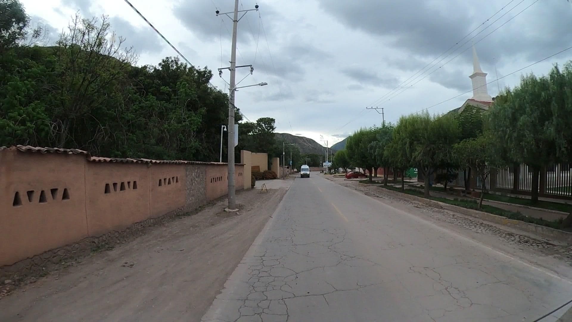 Street view near Hotel Tornado, Urubamba — © jaderbavaresco (CC BY-SA · Mapillary)