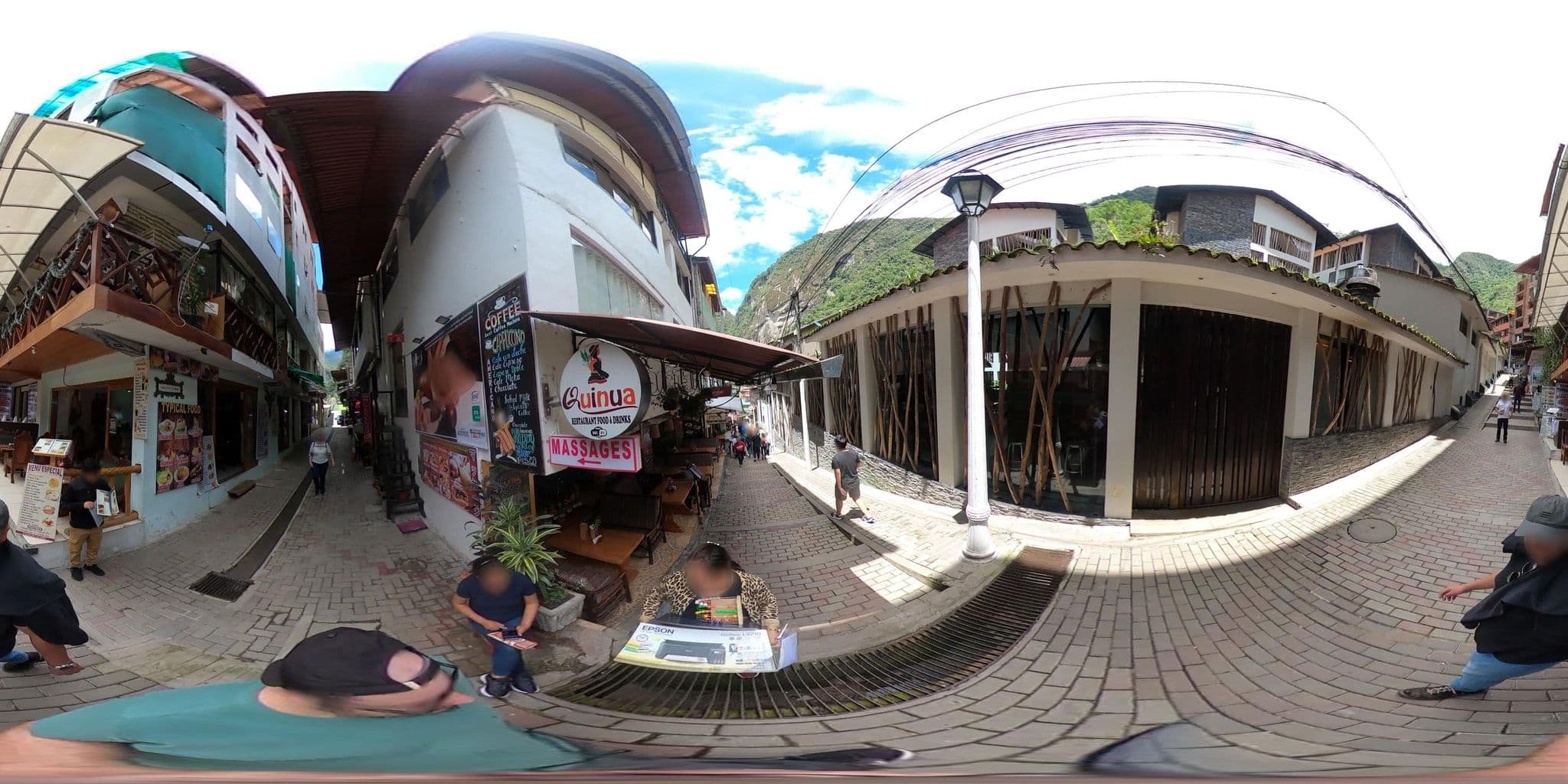 Street view near El Mapi Hotel, Machupicchu — © jaderbavaresco (CC BY-SA · Mapillary)