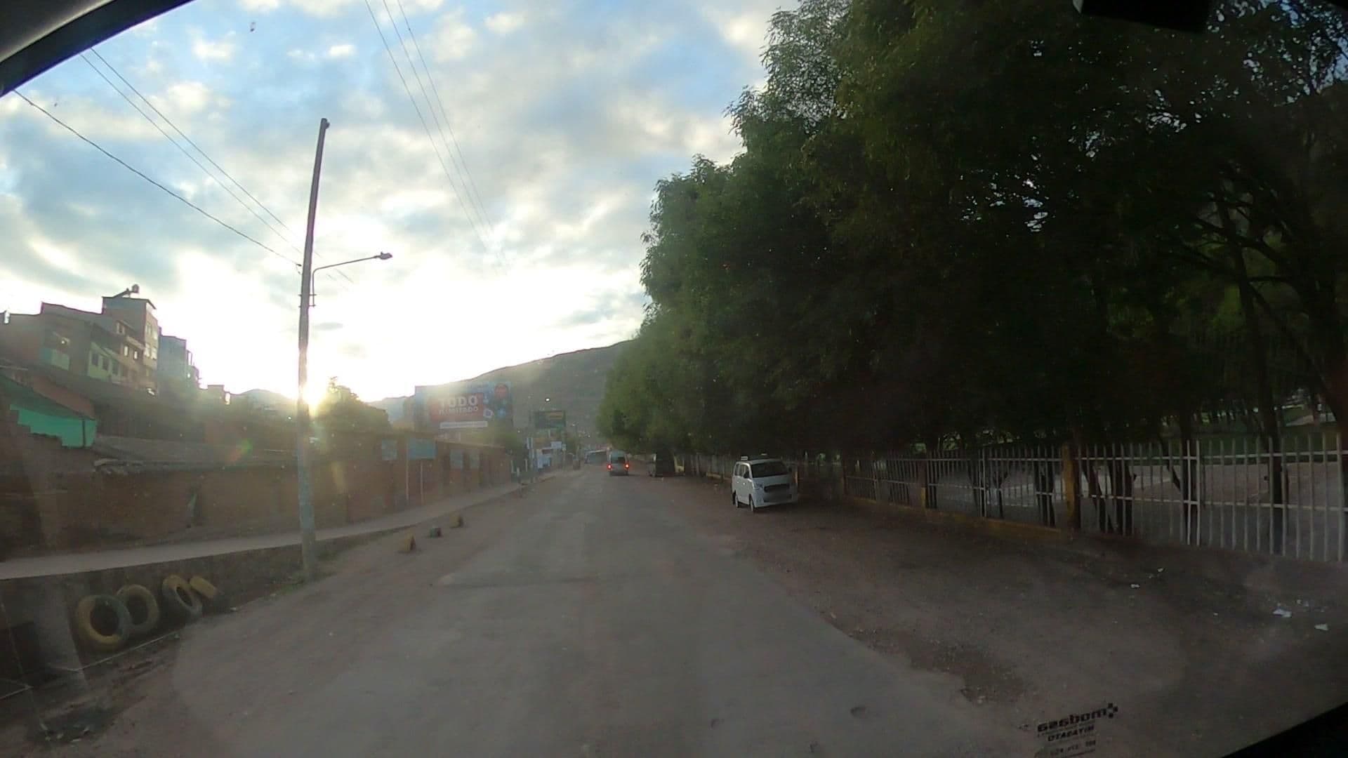Street view near Amen Or Kabbalah, Health & Holistic Center, Urubamba — © jaderbavaresco (CC BY-SA · Mapillary)