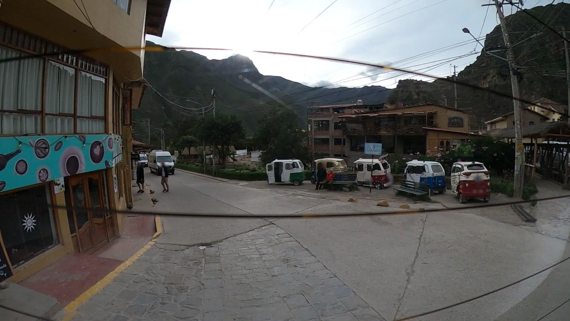 Street view near Sol Miranda Hotel, Ollantaytambo — © jaderbavaresco (CC BY-SA · Mapillary)