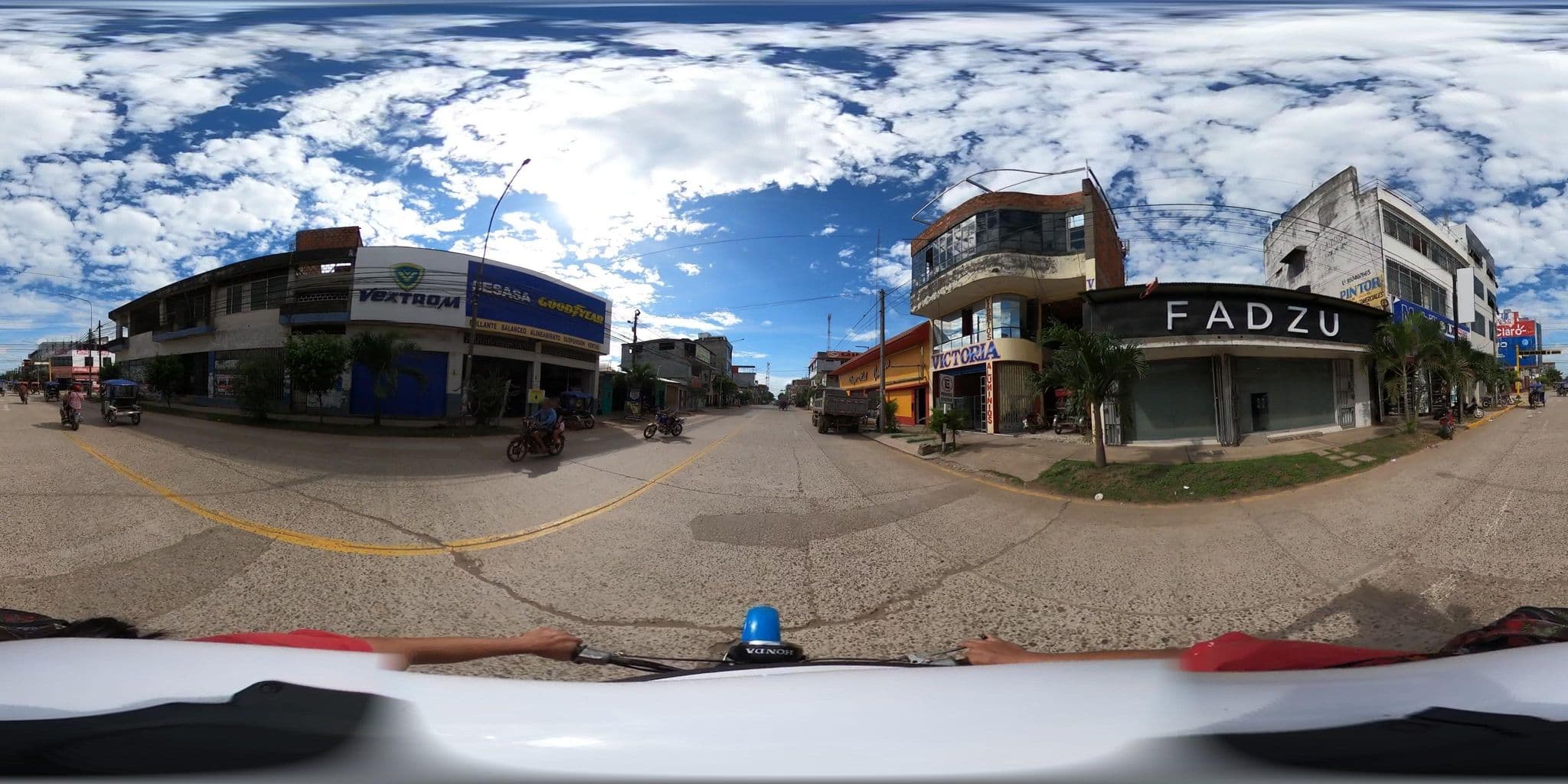 Street view near "Hospedaje Leo's", San Fernando — © johnarupire (CC BY-SA · Mapillary)