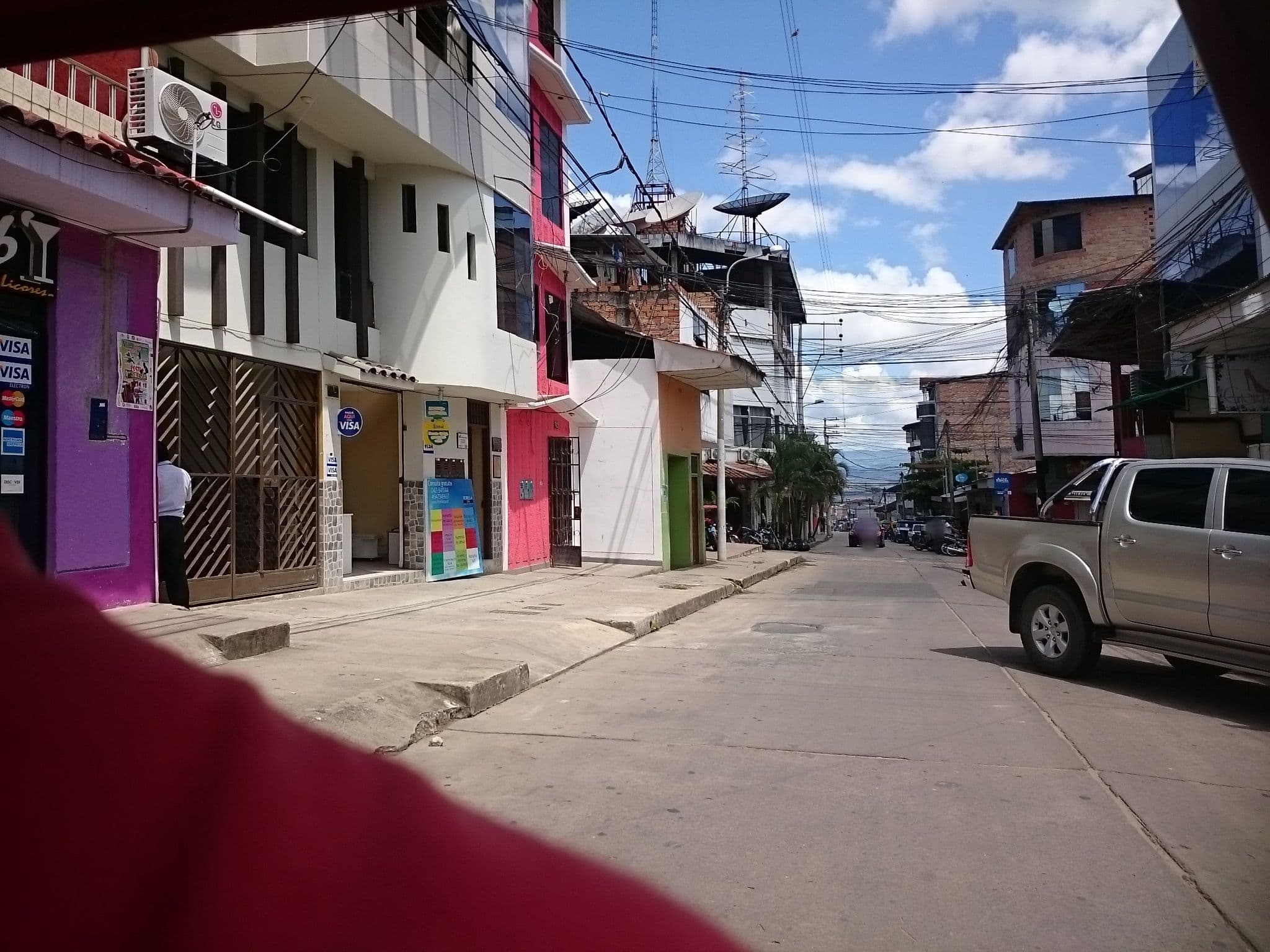 Street view near Hotel patarashca, La Banda — © sguinetti (CC BY-SA · Mapillary)
