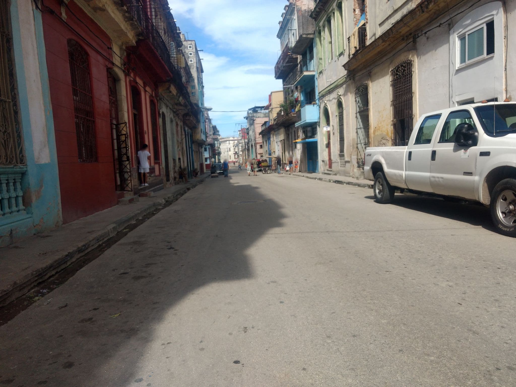 Street view near Casa de los Taxistas, Havana — © mapeadora (CC BY-SA · Mapillary)