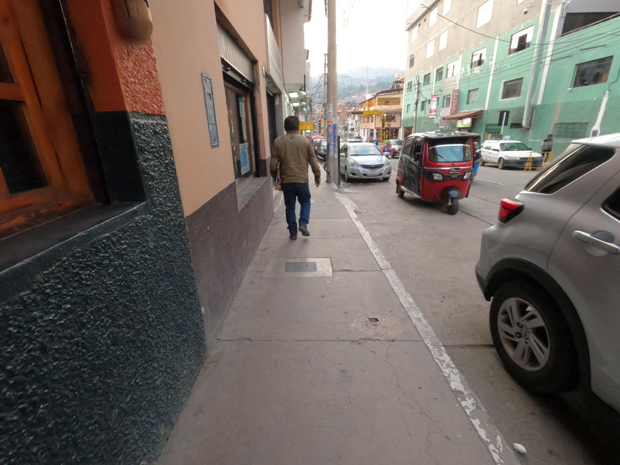 Street view near Hotel Concorde, Huaraz — © MuitoAlemdasFronteiras (CC BY-SA · Mapillary)