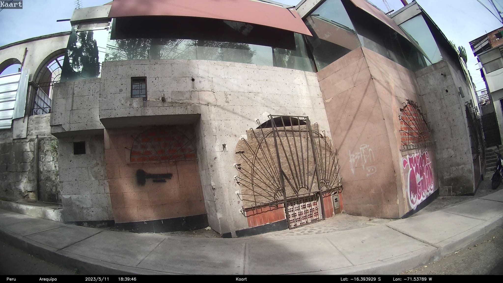 Street view near Hotel Montecristo, Arequipa — © kaart_2 (CC BY-SA · Mapillary)