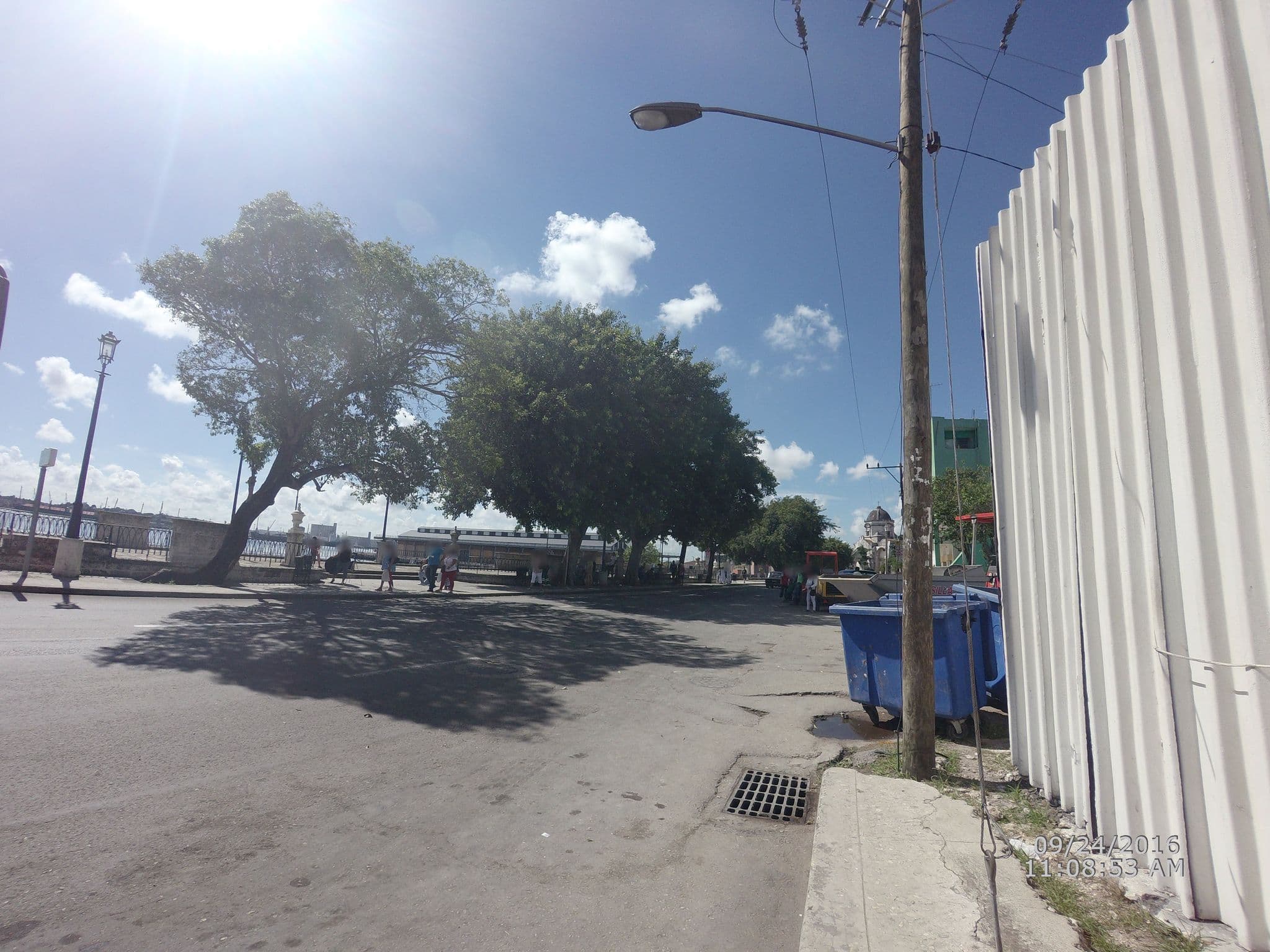 Street view near JM7 Alameda, La Habana Vieja