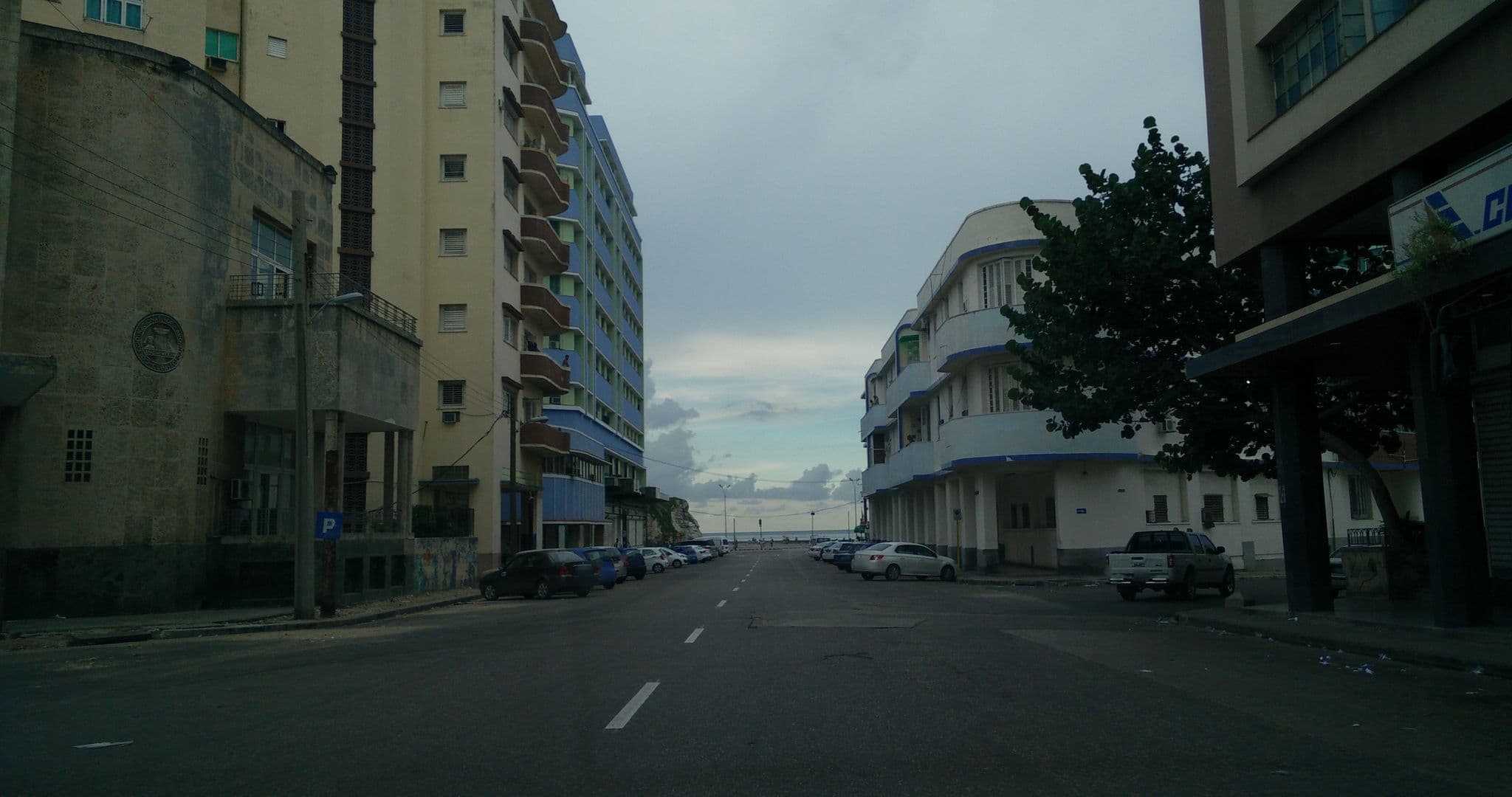 Street view near Apto Vlady, Havana
