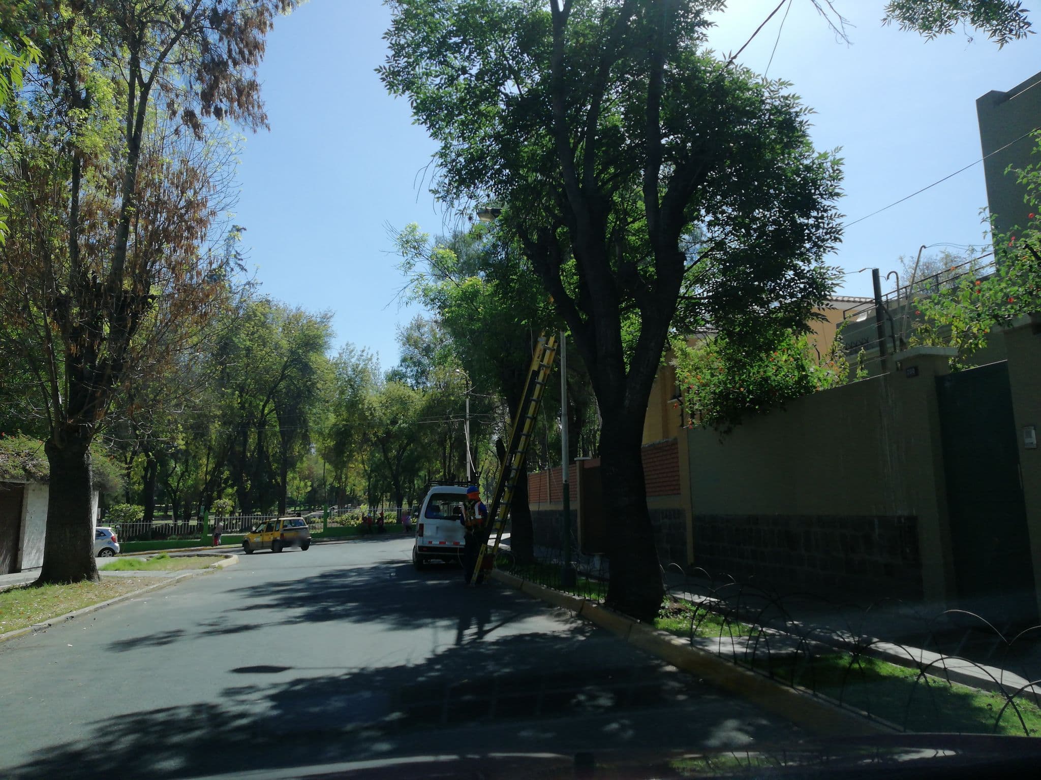 Street view near hostal characato, Arequipa — © alfonsoPE (CC BY-SA · Mapillary)