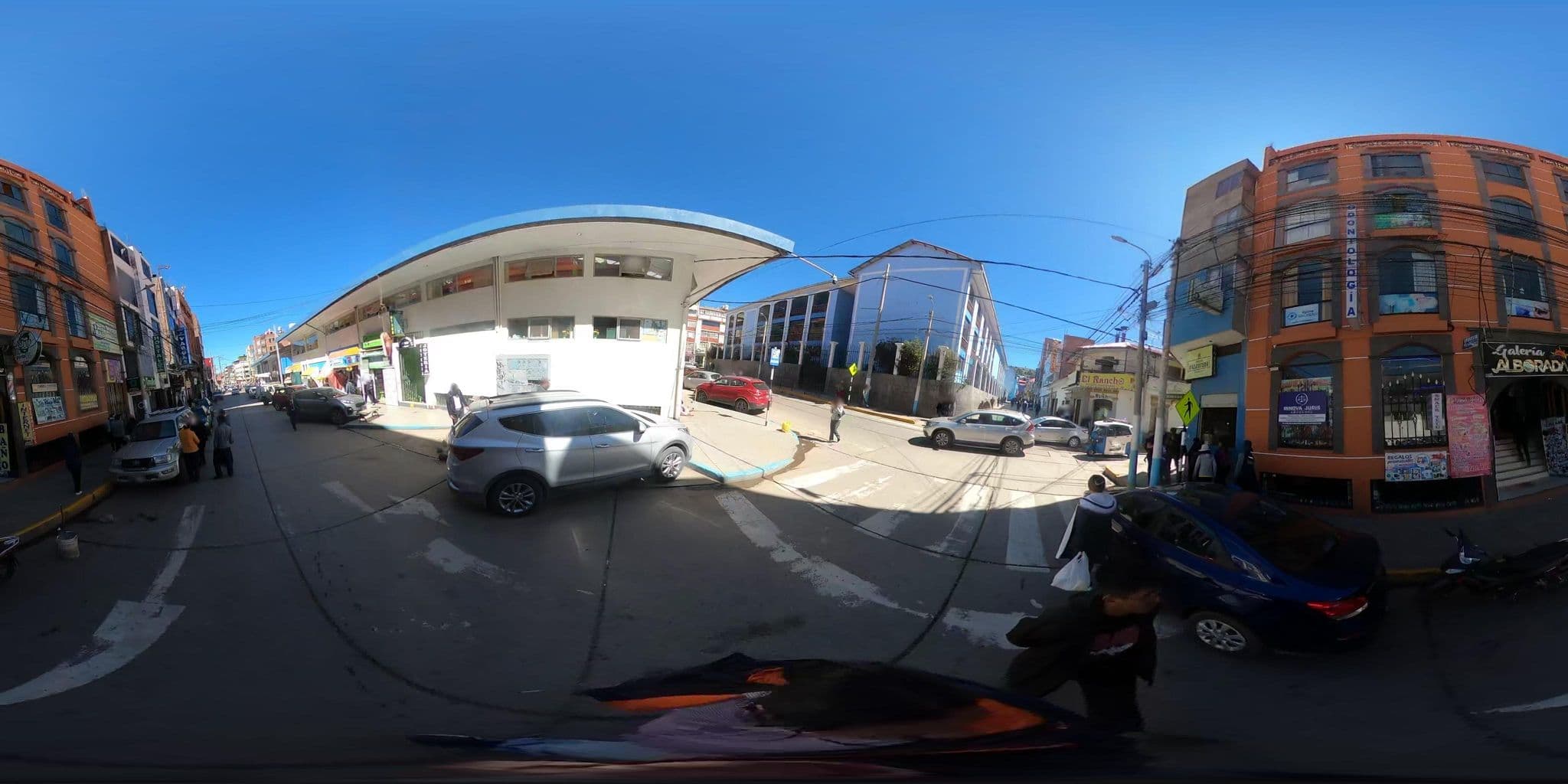 Street view near Hostal Imperial, Puno — © johnarupire (CC BY-SA · Mapillary)