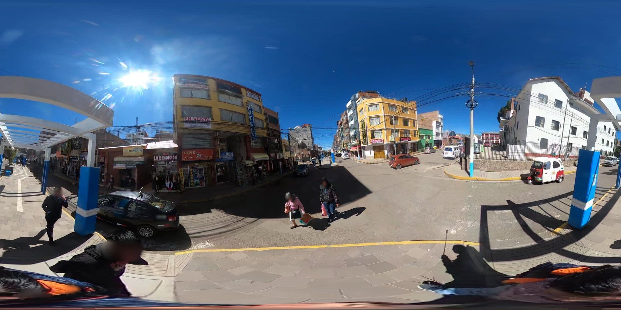 Street view near Hotel Emperador, Puno — © johnarupire (CC BY-SA · Mapillary)