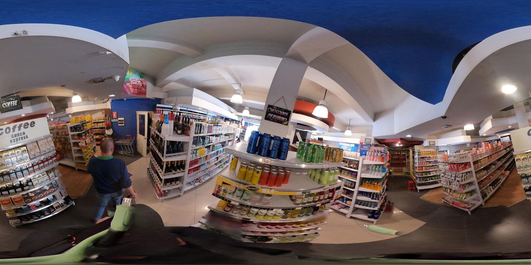 Street view near Hostal InkaWalker, Santiago — © jaderbavaresco (CC BY-SA · Mapillary)