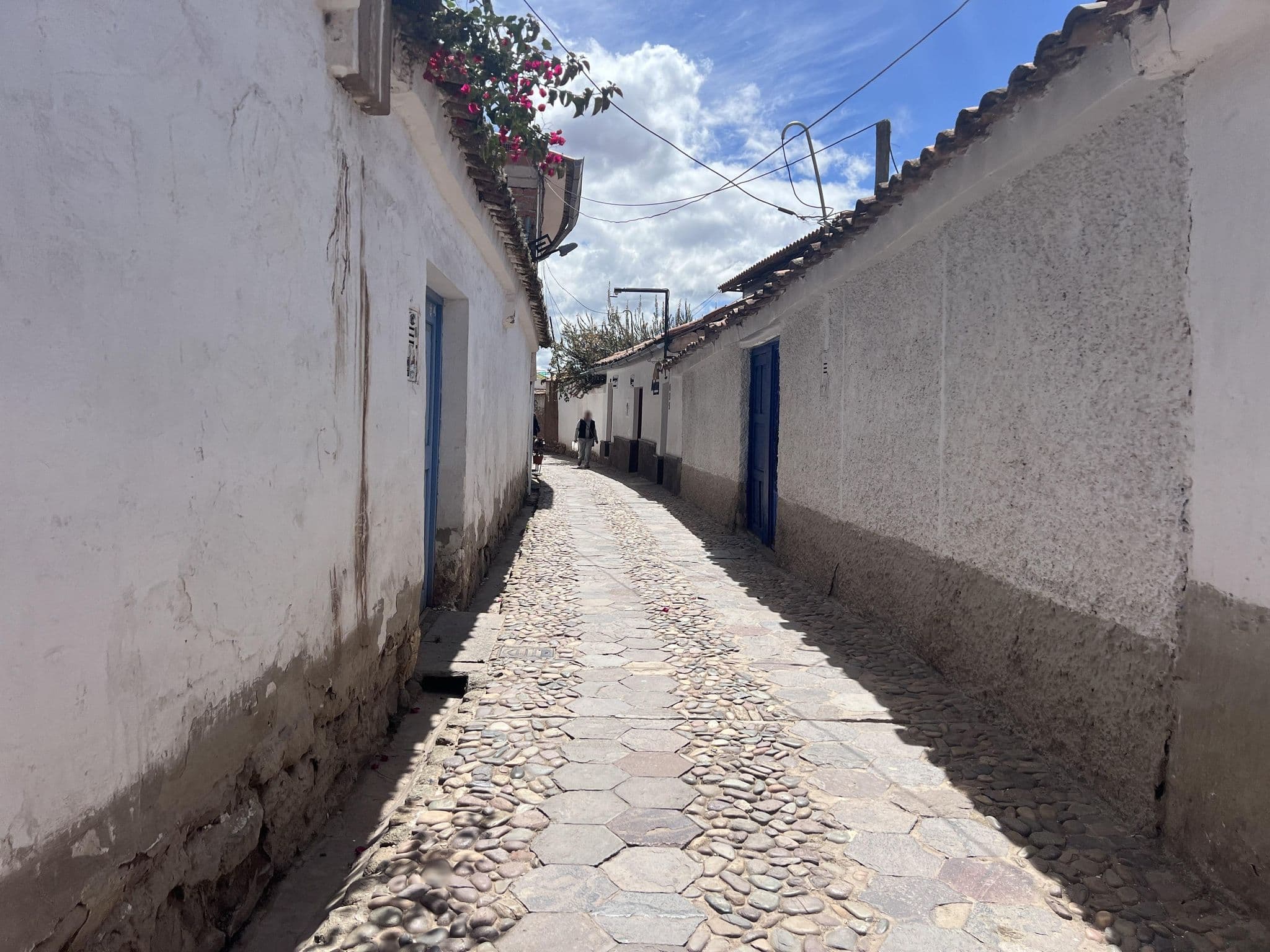 Street view near Andean South Inn, Wanchaq — © jaderbavaresco (CC BY-SA · Mapillary)