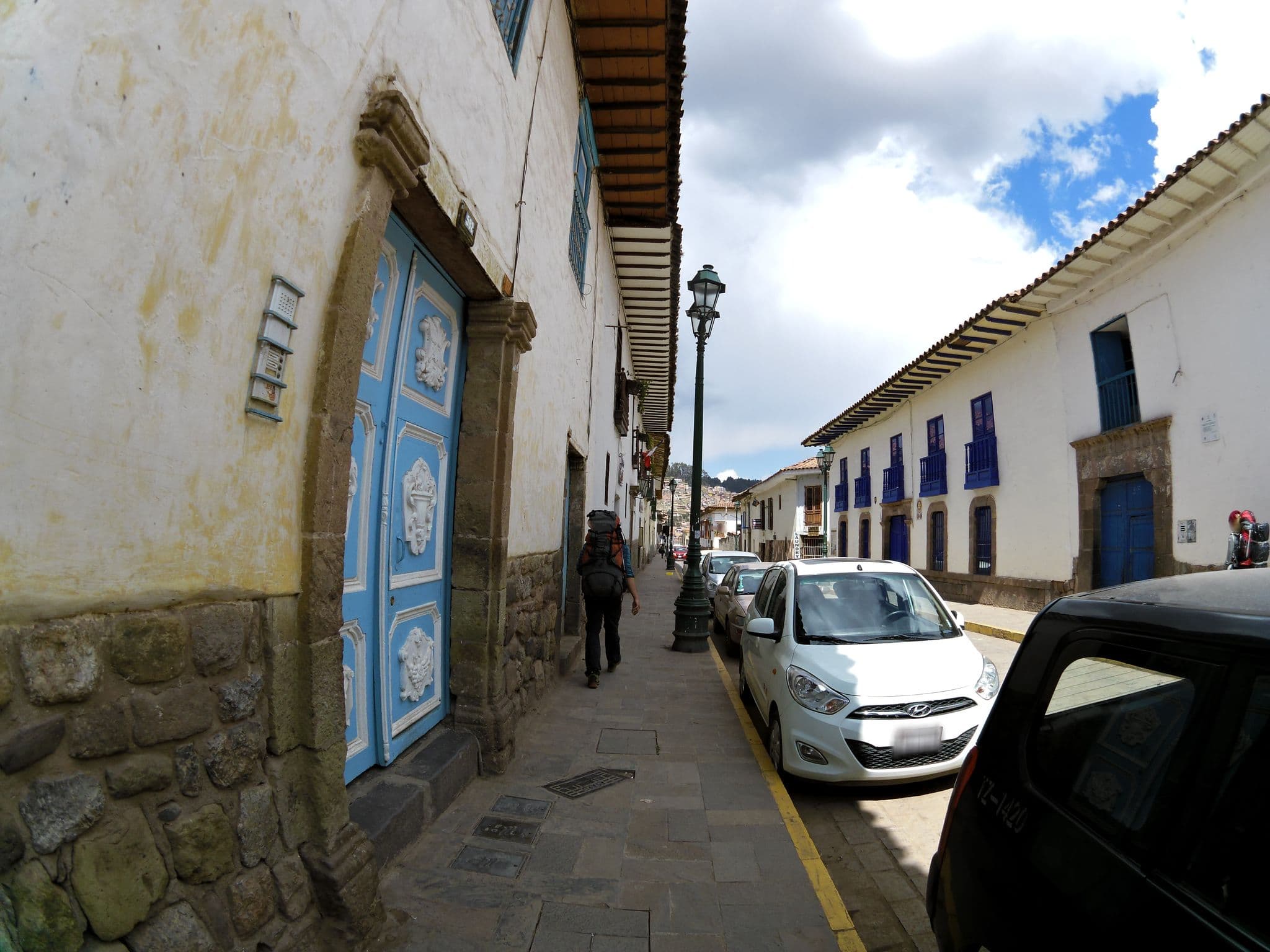 Street view near Shlomi Hostel, Santiago — © jlevente (CC BY-SA · Mapillary)