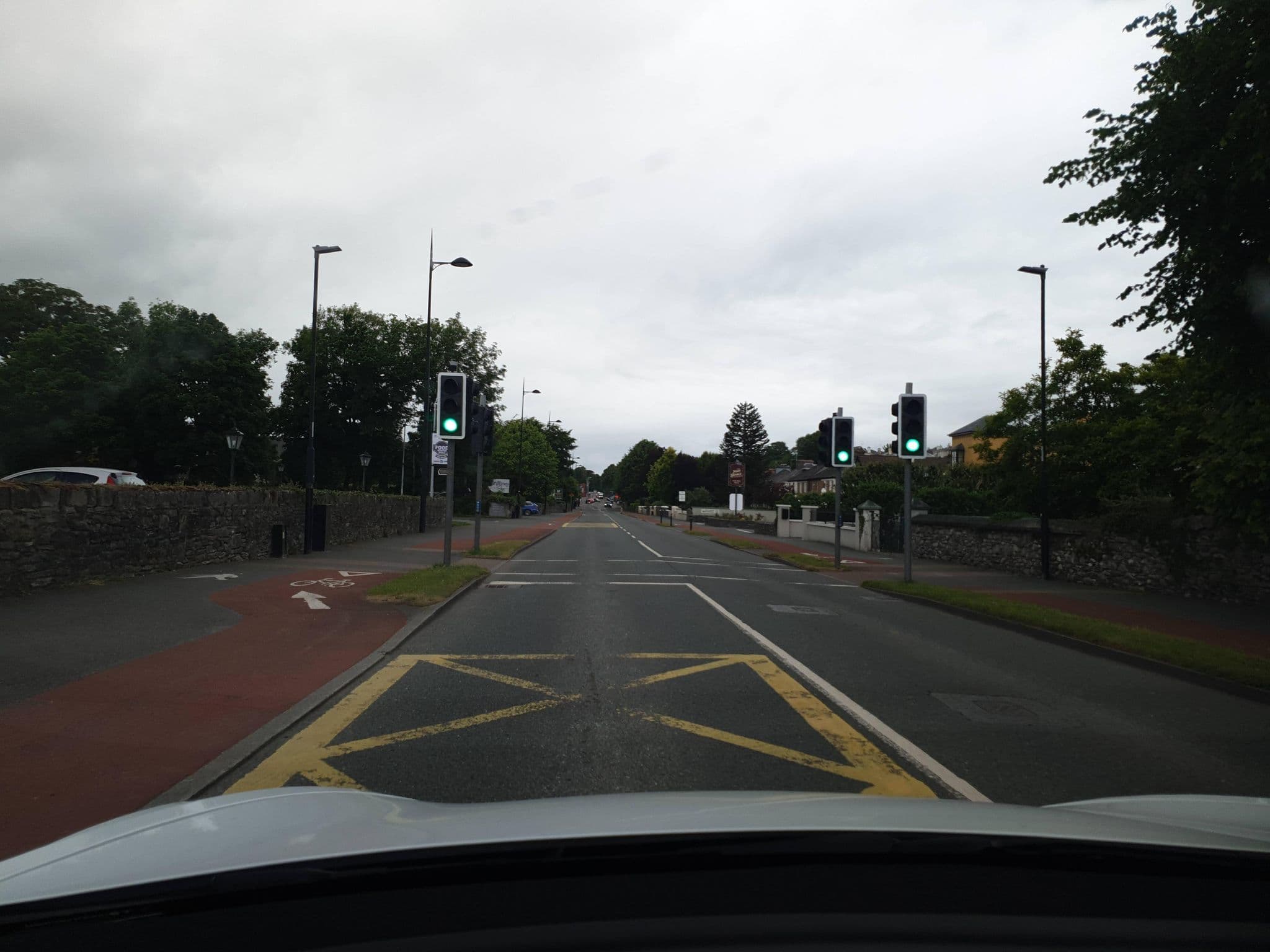 Street view near Holiday Inn Killarney, Killarney — © yannakis (CC BY-SA · Mapillary)