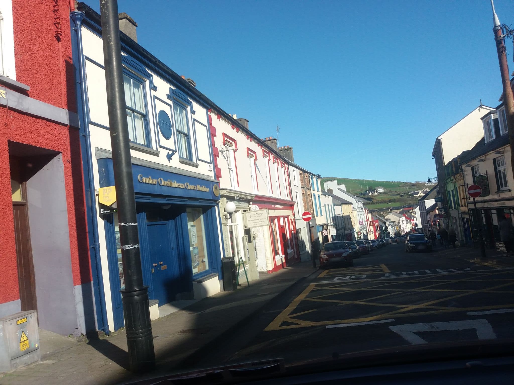 Street view near The Dingle Pub, Dingle — © tshedy (CC BY-SA · Mapillary)