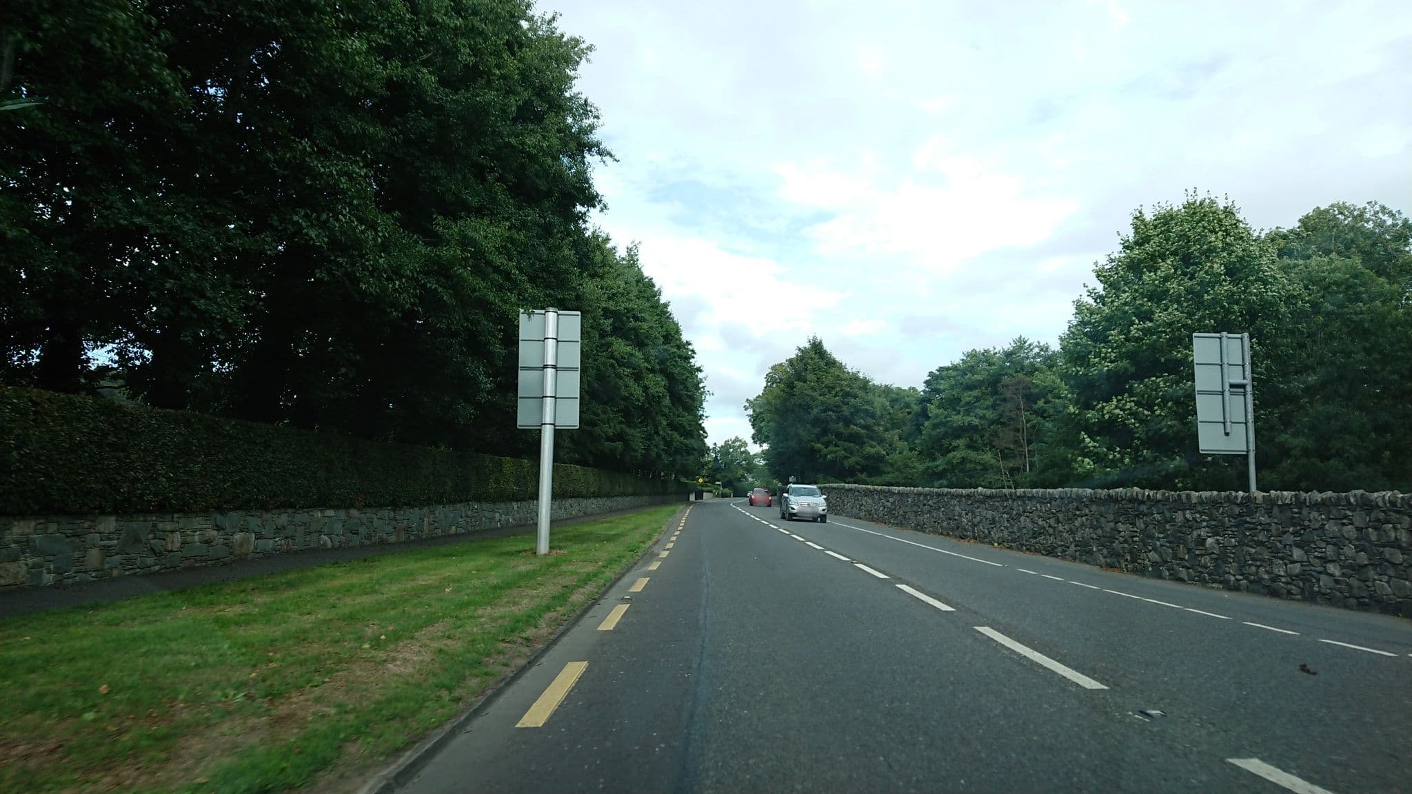 Street view near Castlerosse Hotel & Golf Resort, Killarney — © dave683 (CC BY-SA · Mapillary)