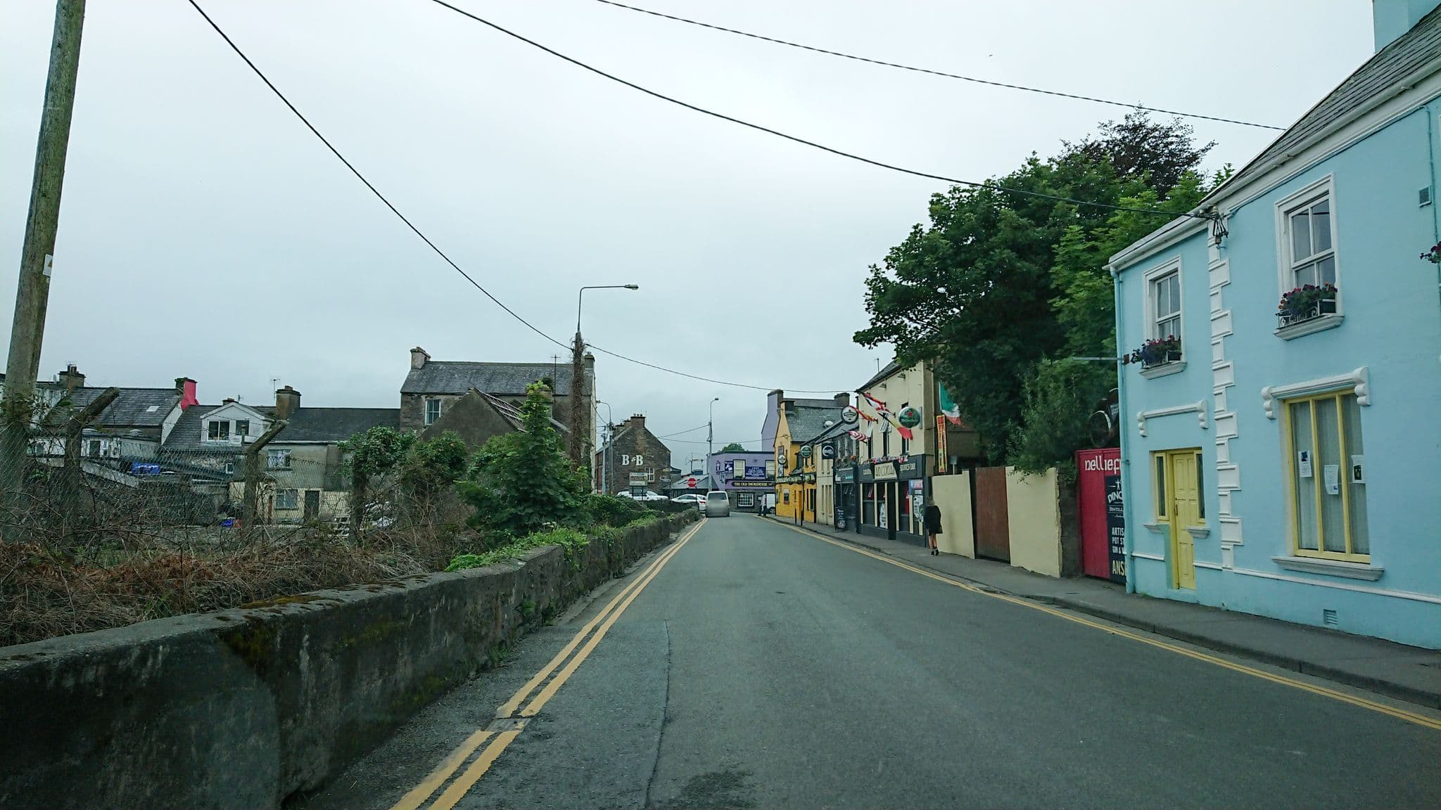 Street view near Nellie Fred's, Dingle — © dave683 (CC BY-SA · Mapillary)