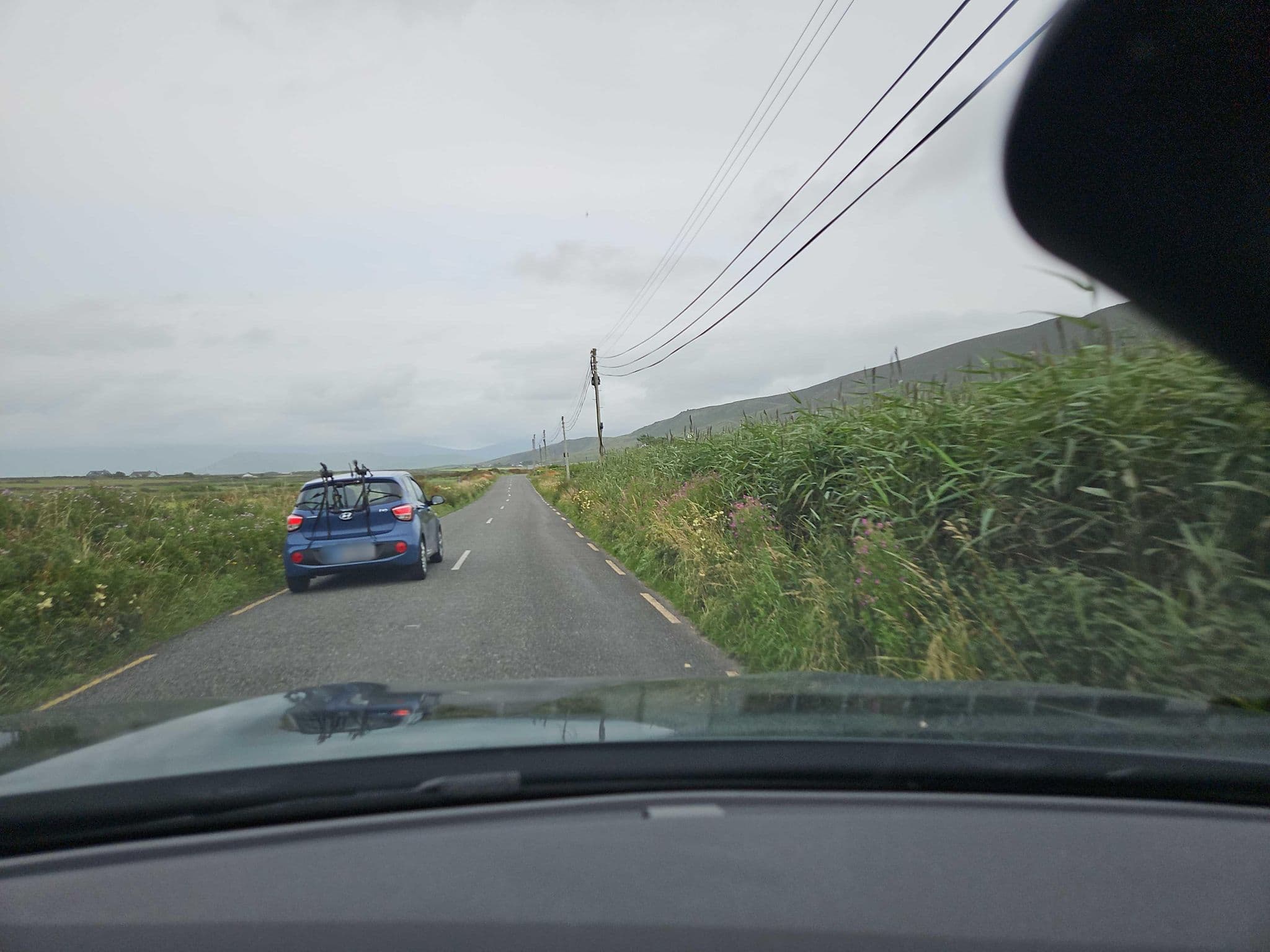 Street view near Suantra Cottages, Dingle — © toho (CC BY-SA · Mapillary)