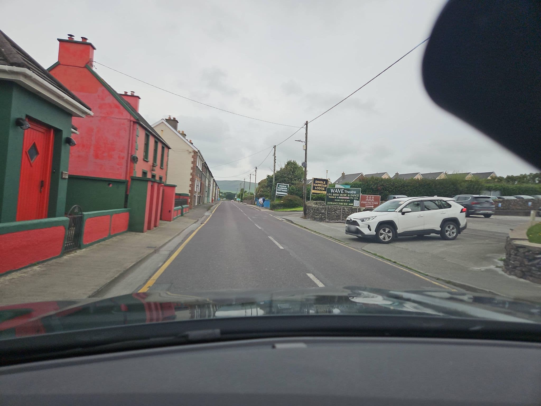 Street view near Harbour Nights Bed & Breakfast, Dingle — © toho (CC BY-SA · Mapillary)