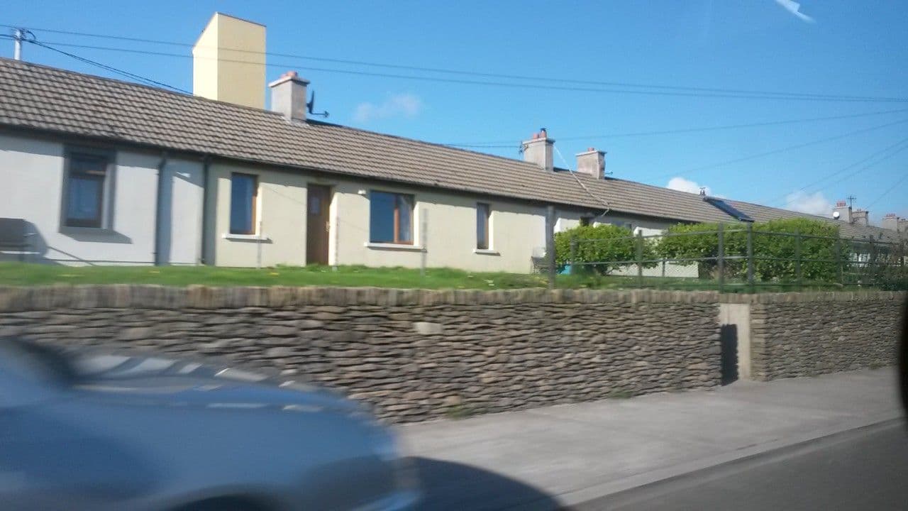 Street view near Fisherman's Nest, Dingle — © debigc (CC BY-SA · Mapillary)