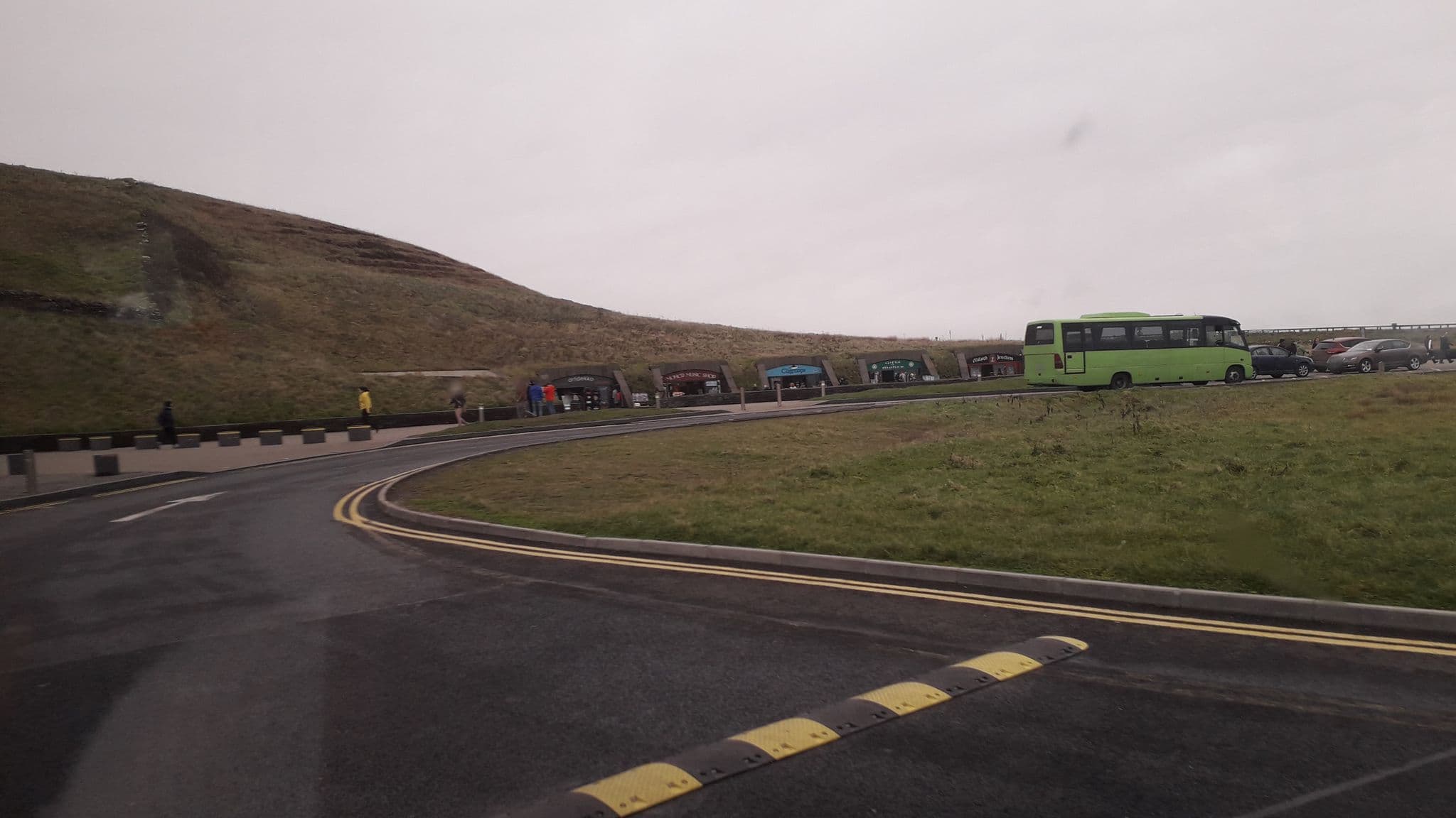 Street view near Dunraven Arms Hotel, Ennistimon — © lineo (CC BY-SA · Mapillary)