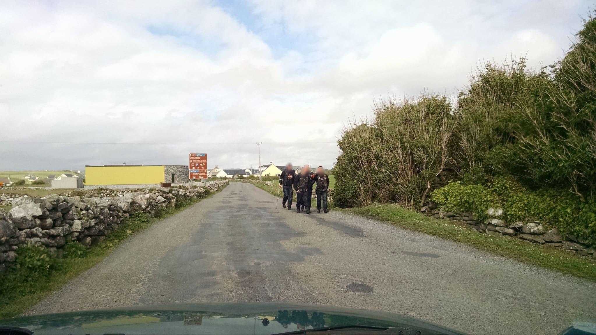 Street view near Doolin Activity Lodge, Ennistimon — © stephanep (CC BY-SA · Mapillary)