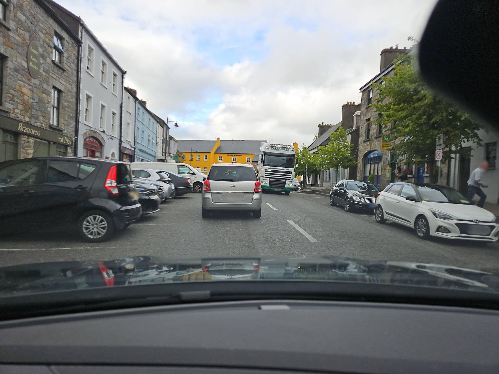 Street view near Brannens Of Newport, Westport — © toho (CC BY-SA · Mapillary)