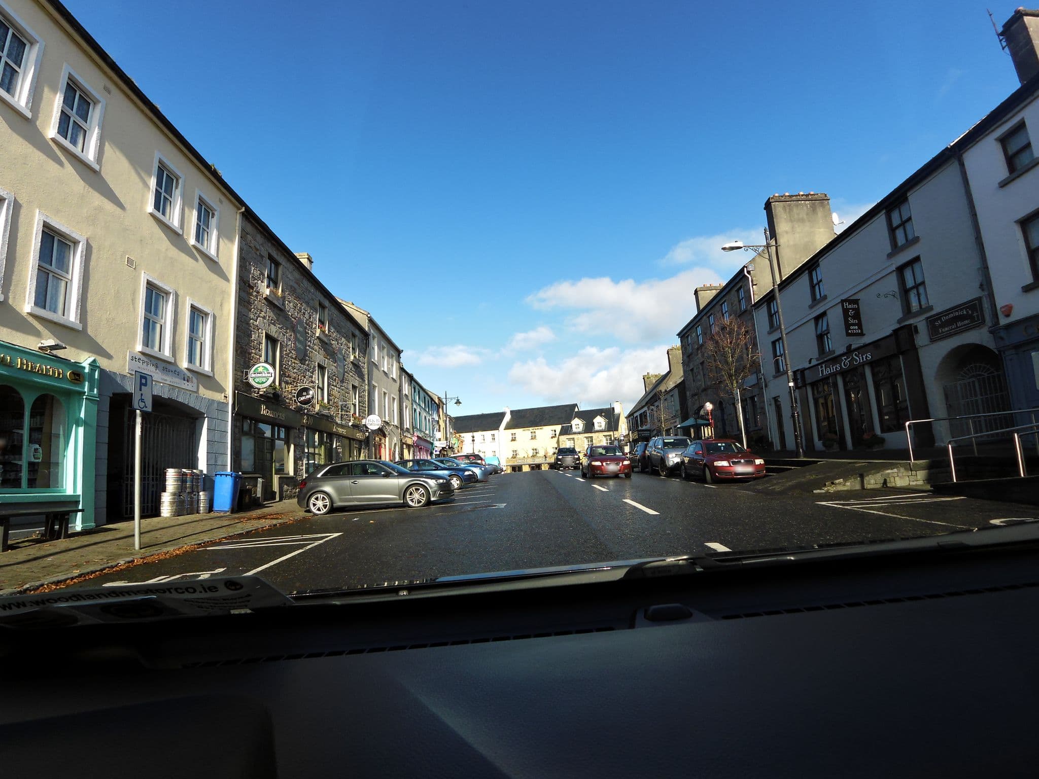 Street view near Walsh's Bridge Inn, Westport — © dacor (CC BY-SA · Mapillary)